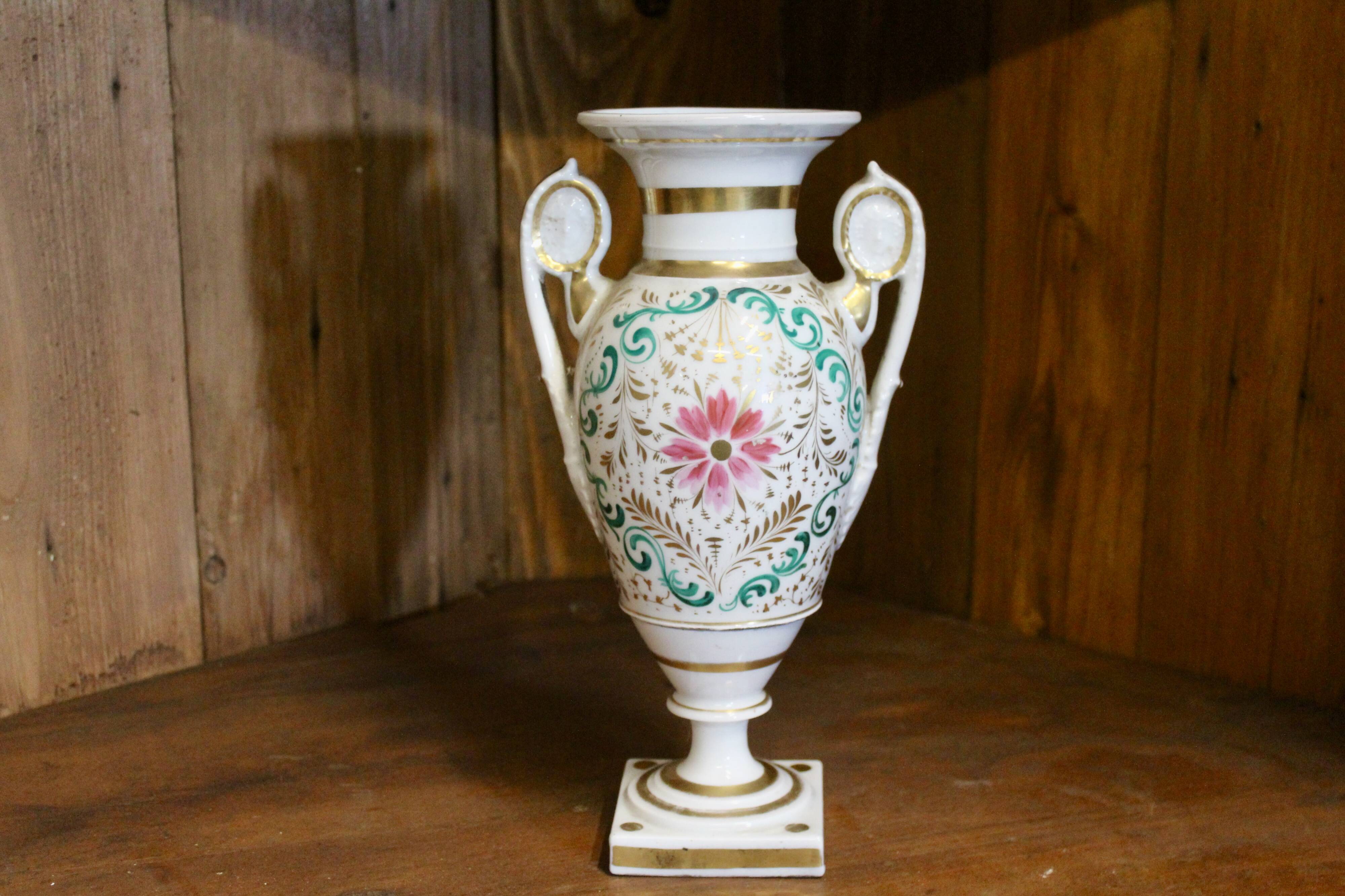 Empire vase in Paris porcelain