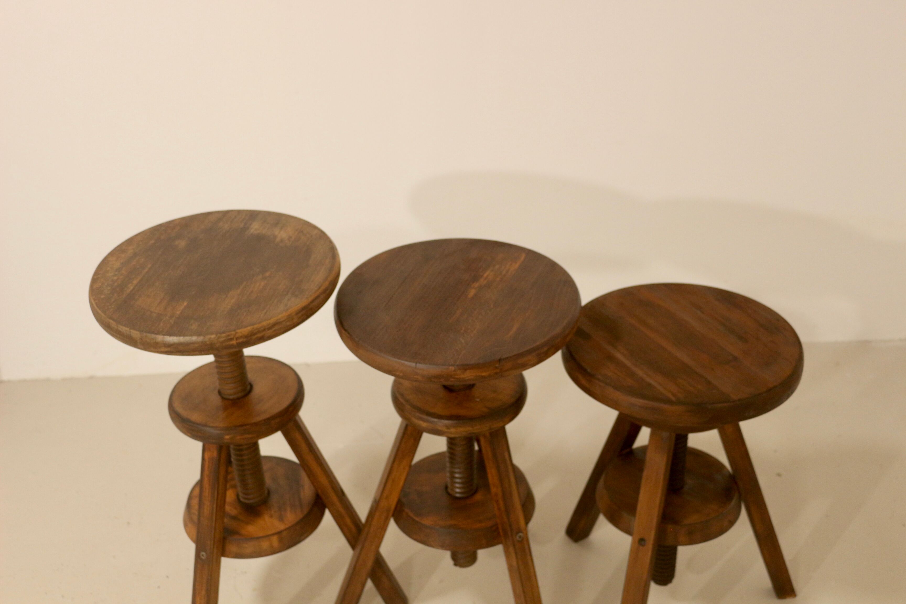 Set of 3 carpenter's screw stools