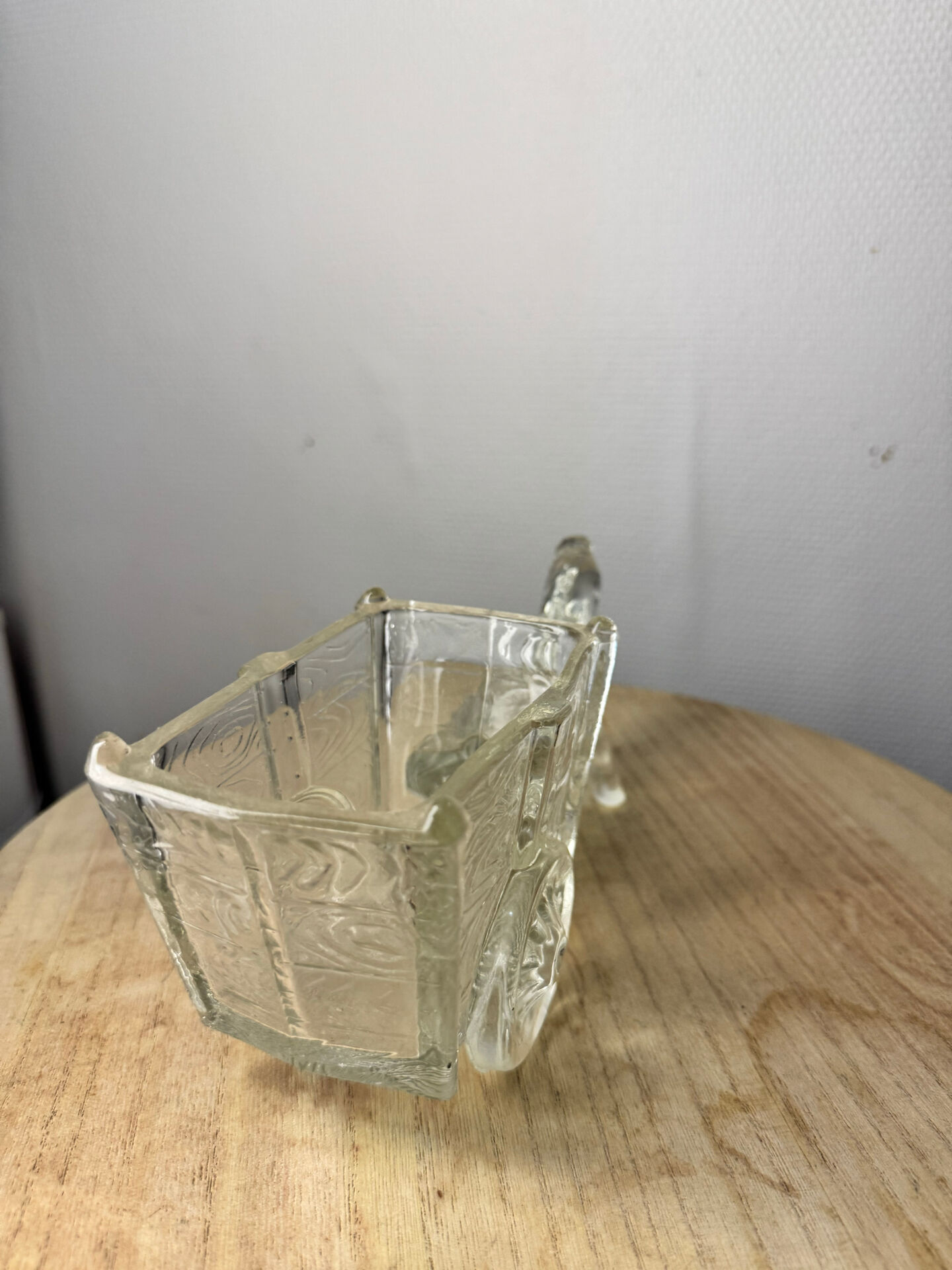 Vintage horse and cart glass trinket dish