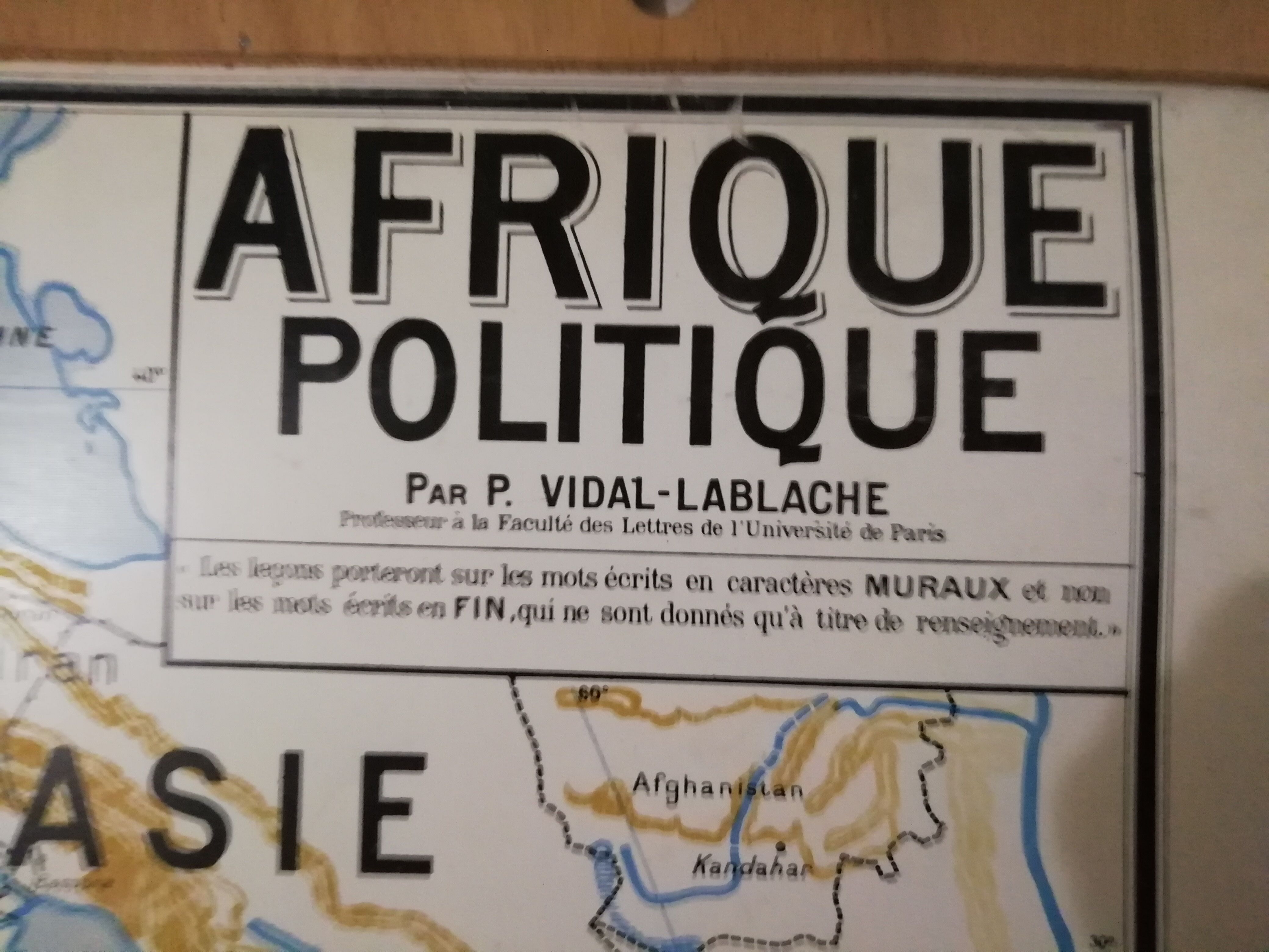 Vidal-Lablache educational wall map of the 1950s