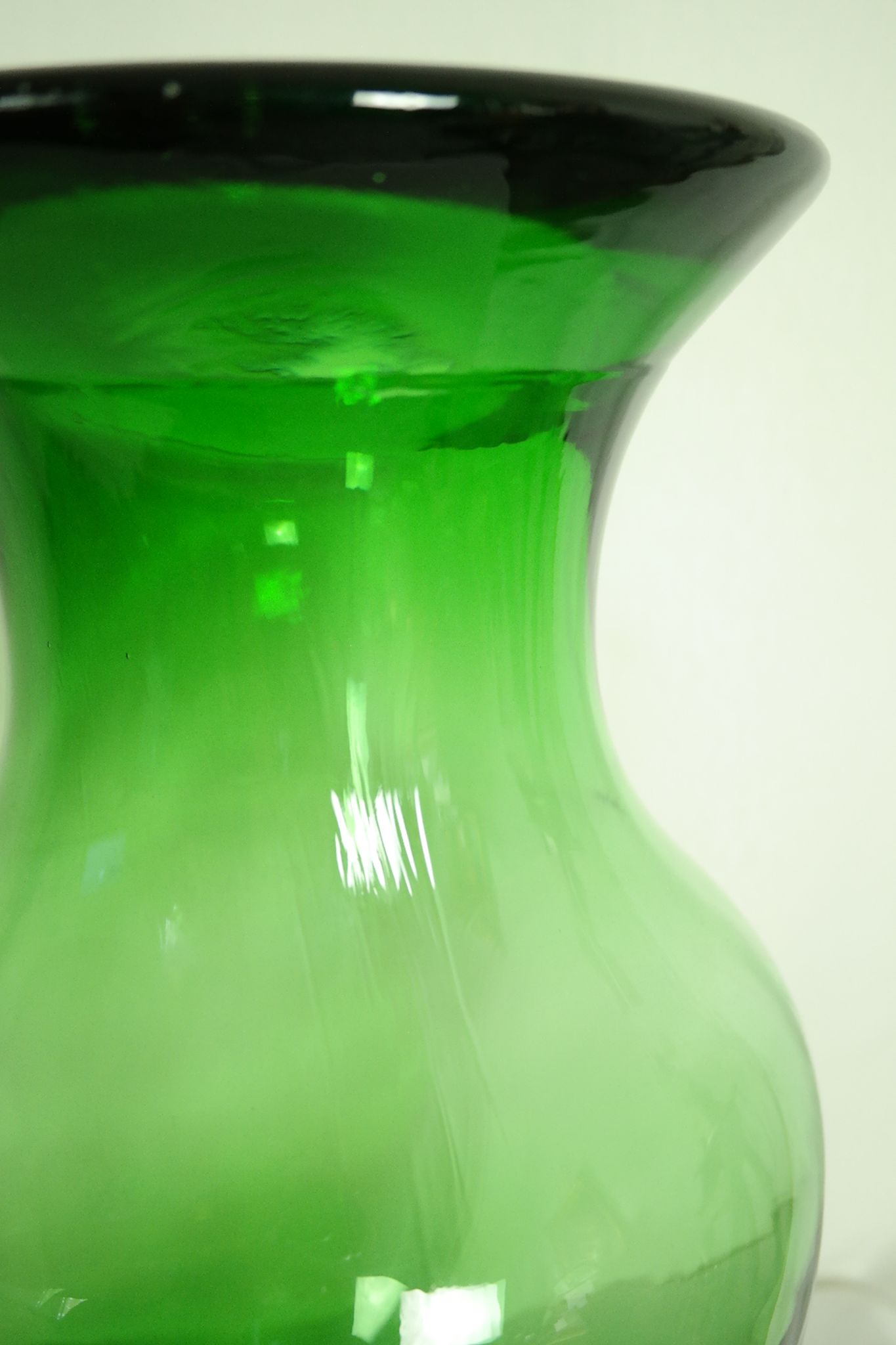 Thick glass vase from Italy, vintage.