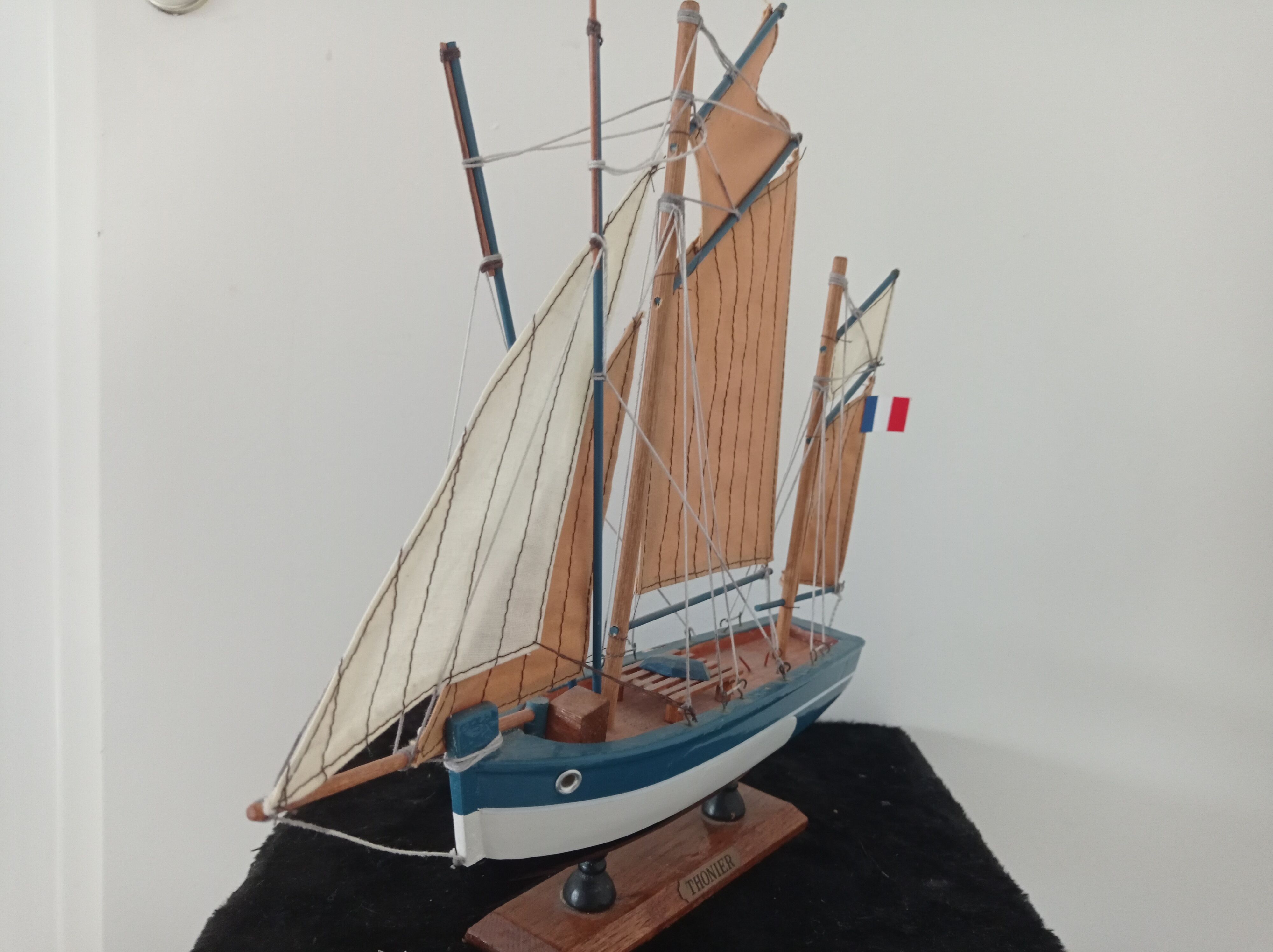 Model of THONIER