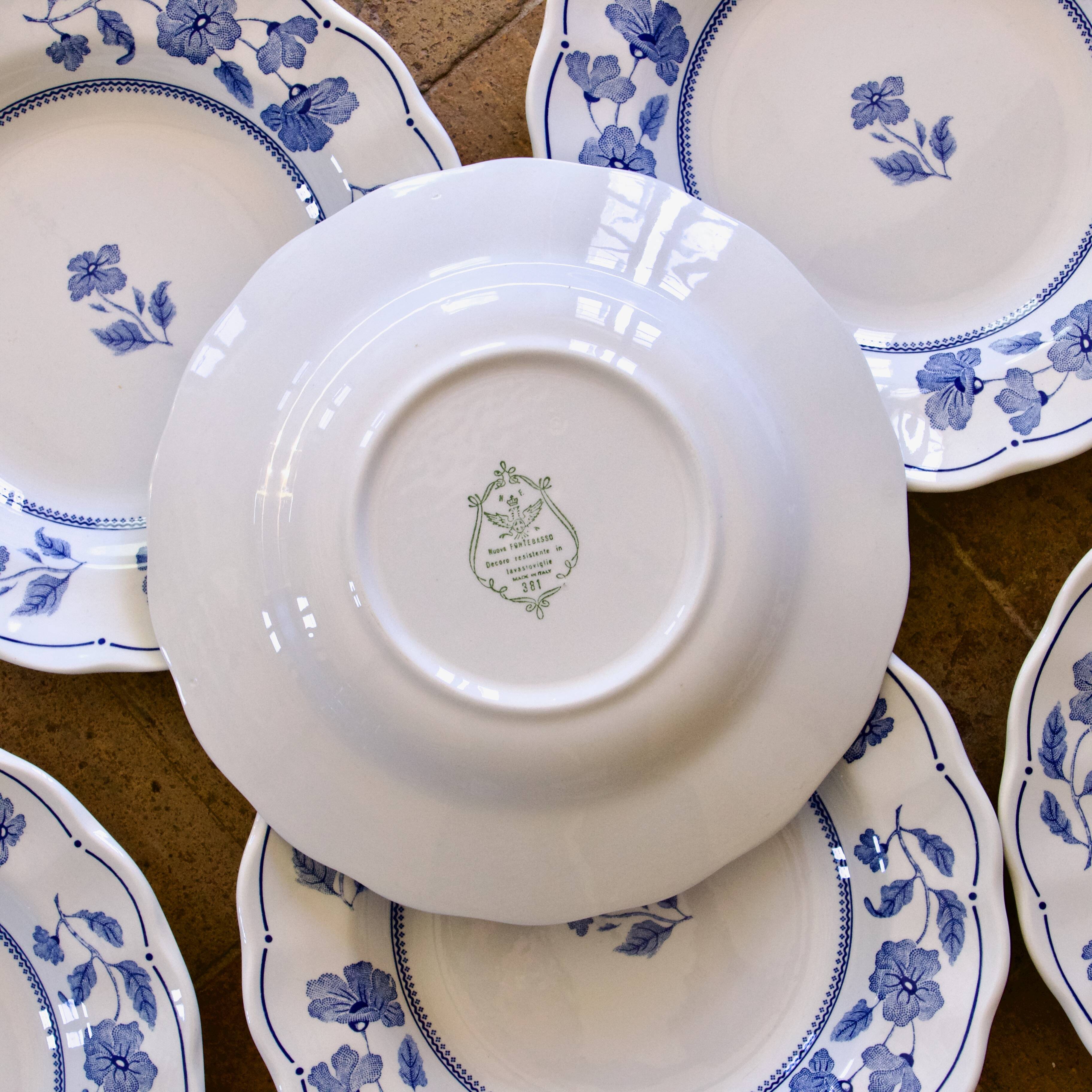 Large vintage Italian plates by Nueva Fontebasso