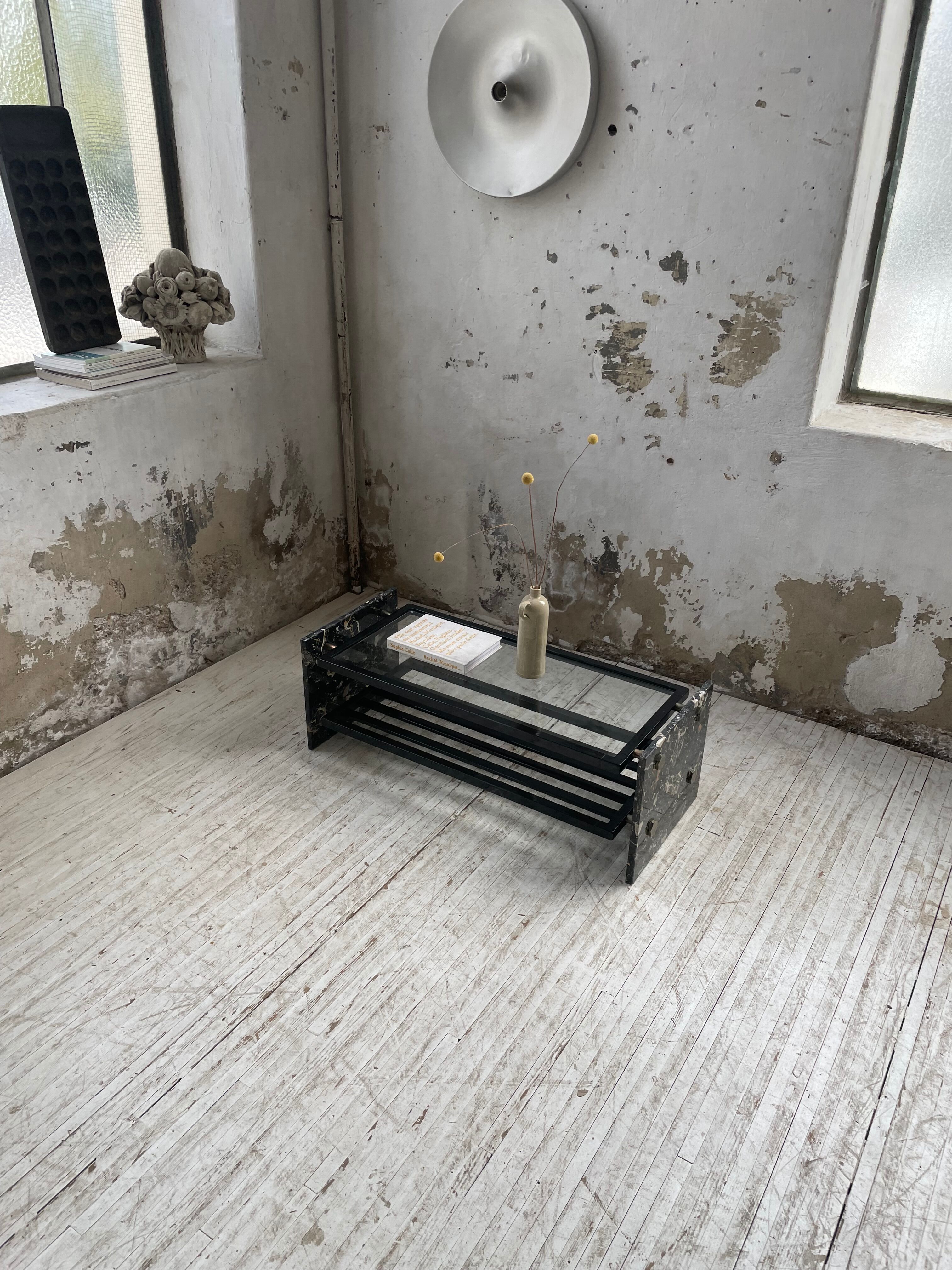 Coffee table year 80 Italian marble and glass