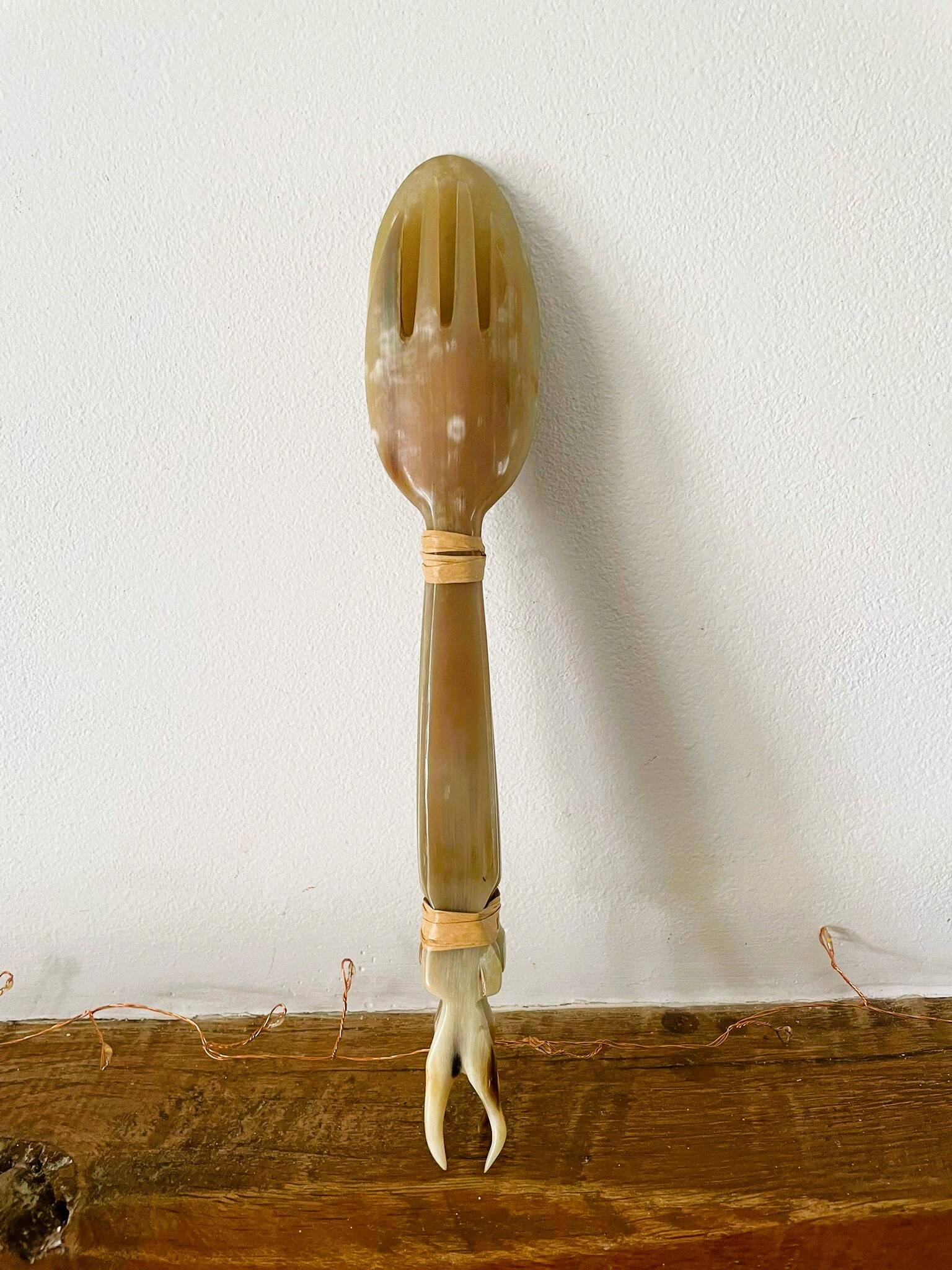 Paire de couverts à salade (corne)