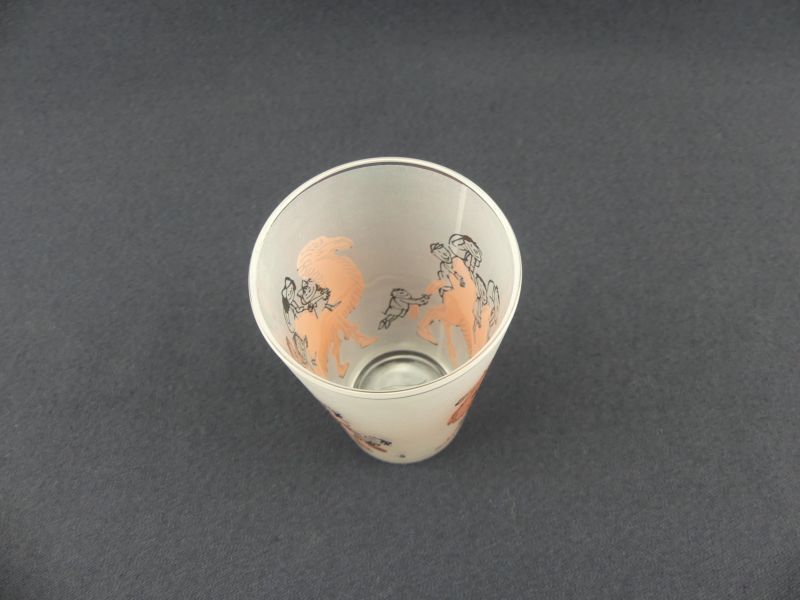 Glass illustrated by Cabu on the theme of the circus, camel ride, pink