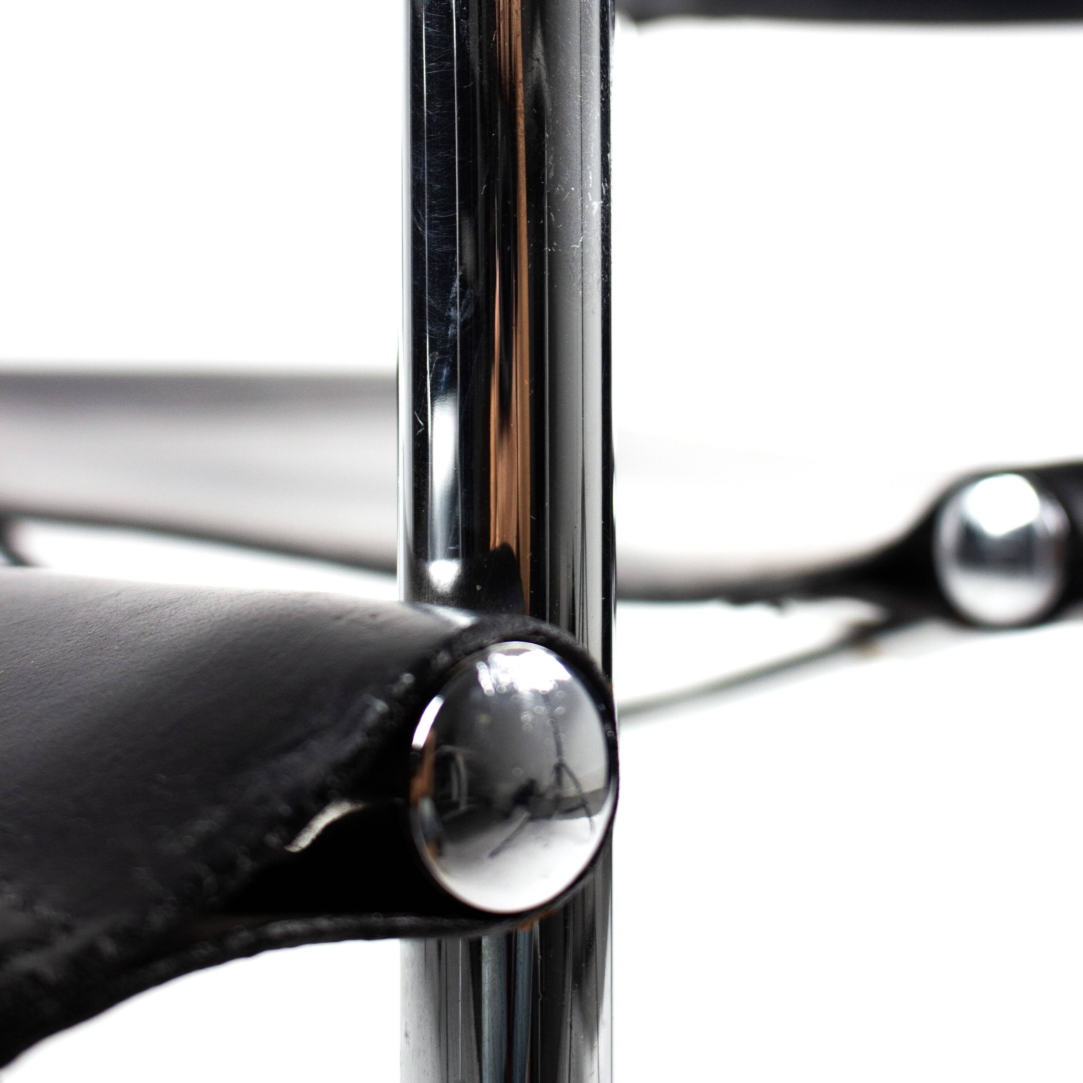 Pair of Matteo Grassi MG5 chairs in black leather and chrome