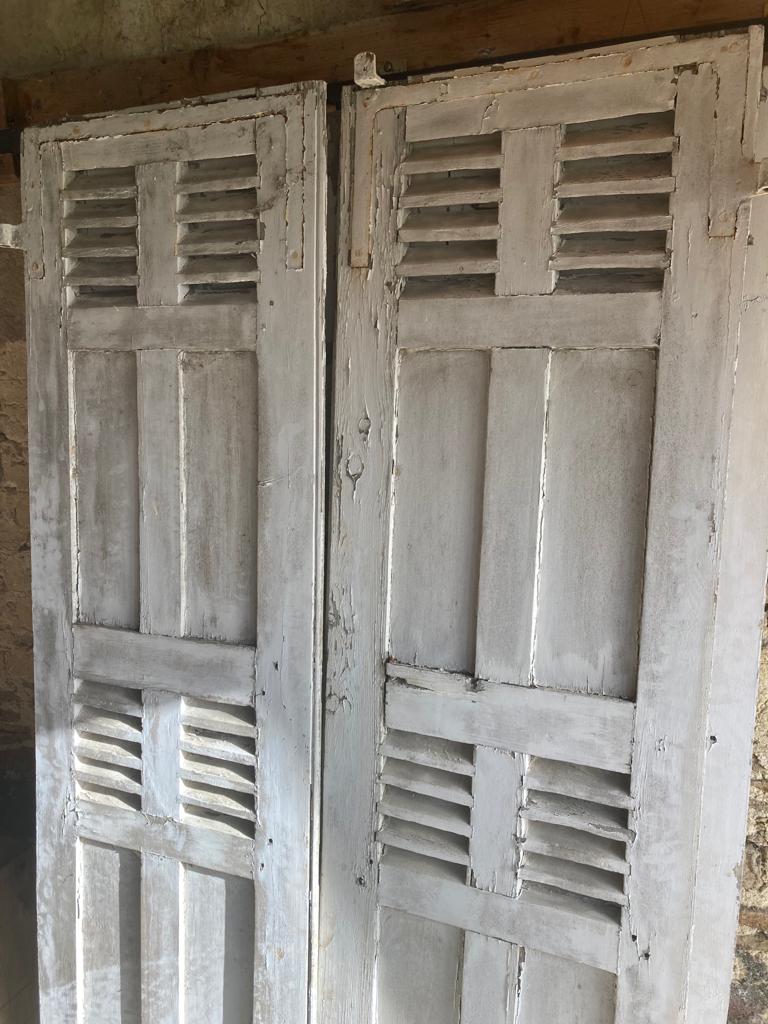Pair of shutter