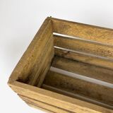 Caisse à claire-voie et à anse rétro