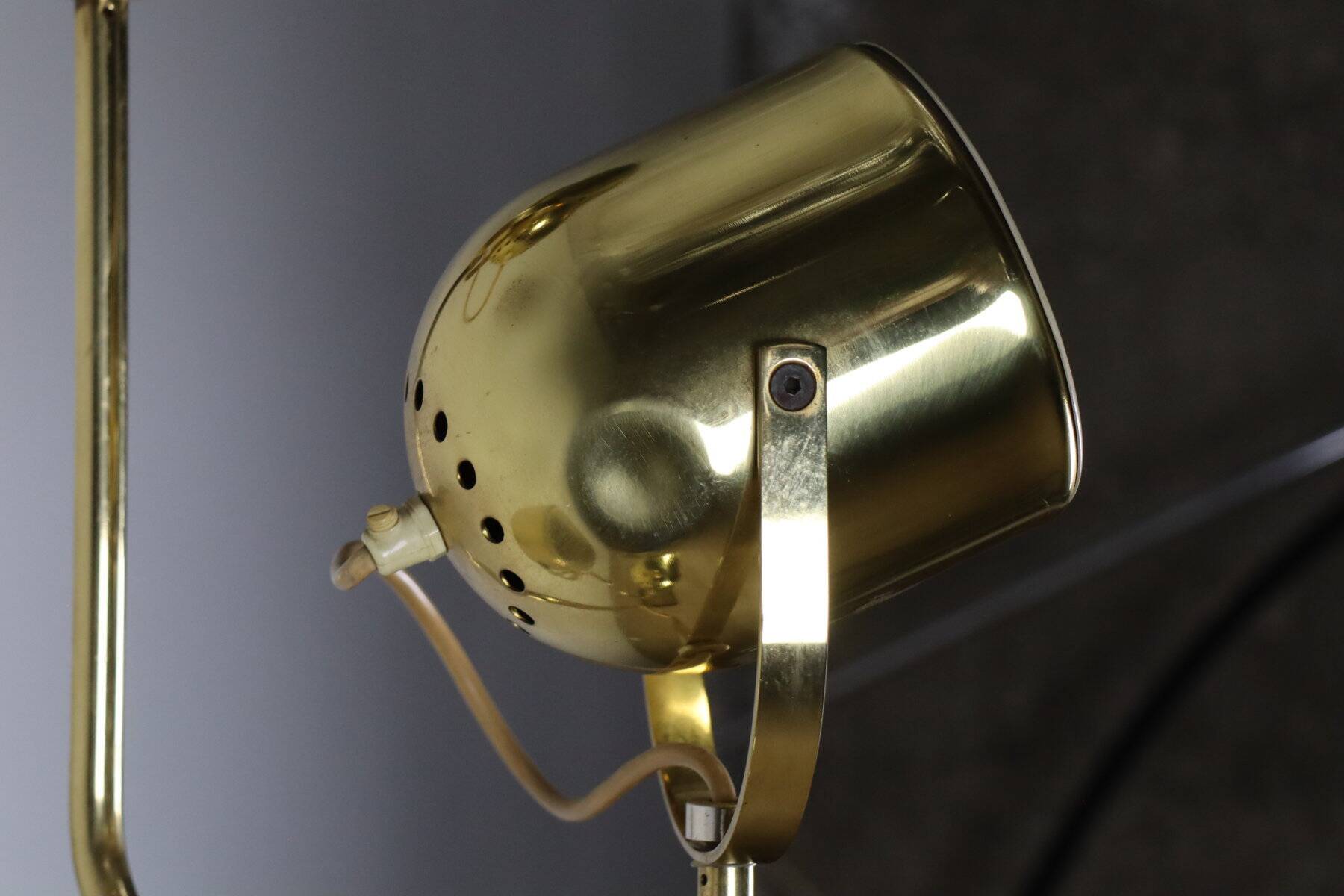 Vintage Goffredo Reggiani floor lamp in gold metal - 1970s