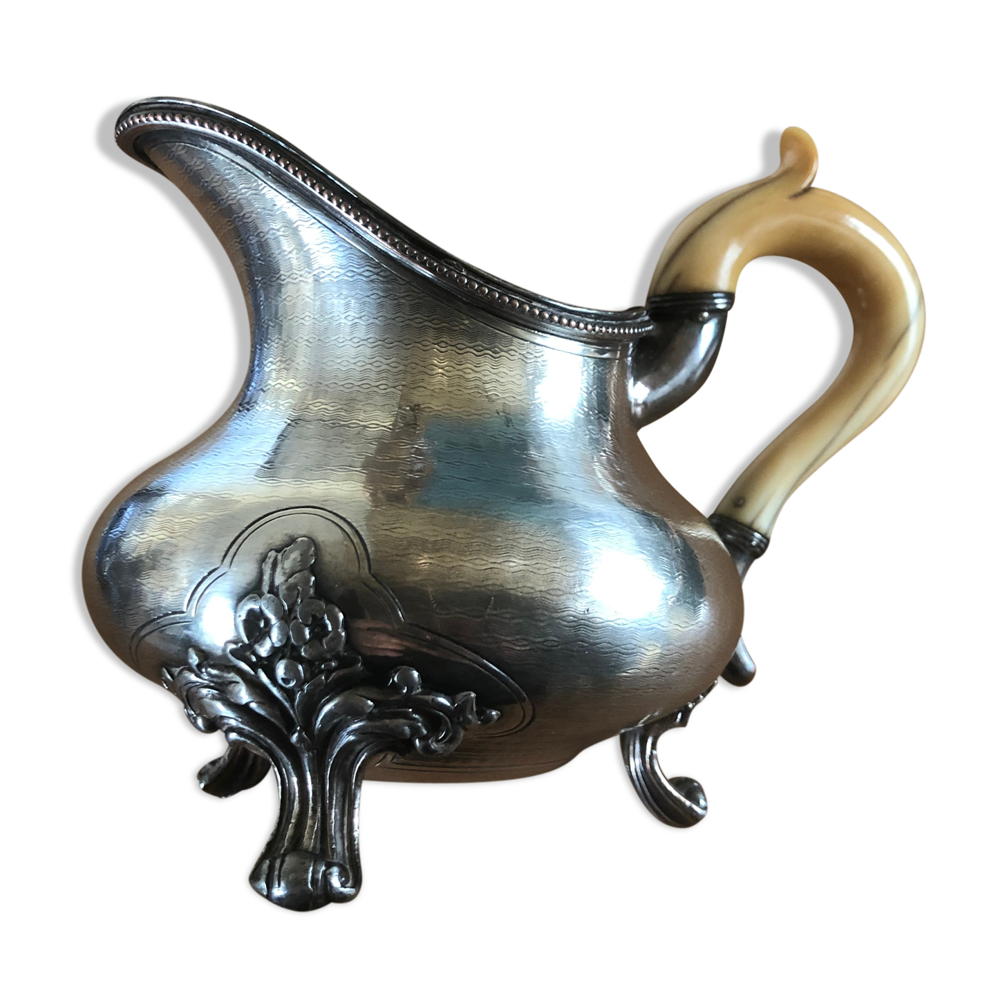 Silver metal milk pot