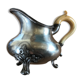 Silver metal milk pot