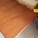 Table scandinave