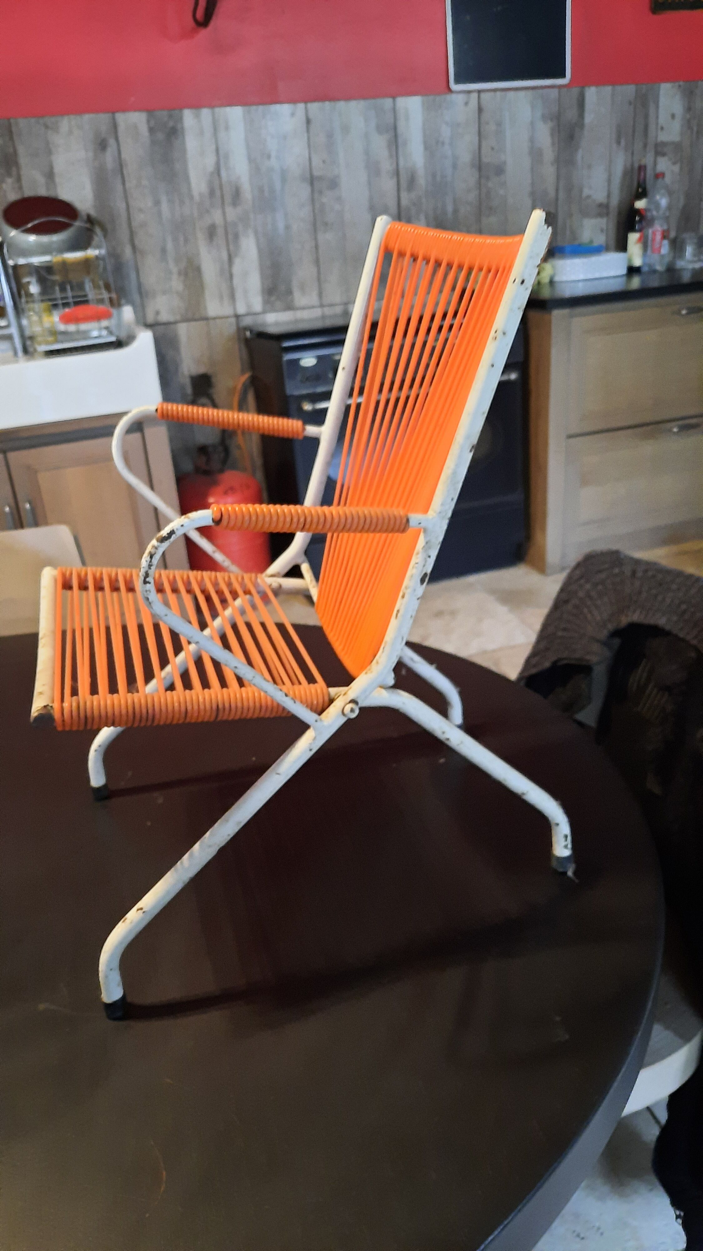 Scoubidou children's chair