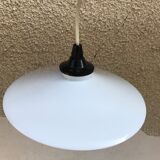 Suspension ancienne opaline blanc années 70
