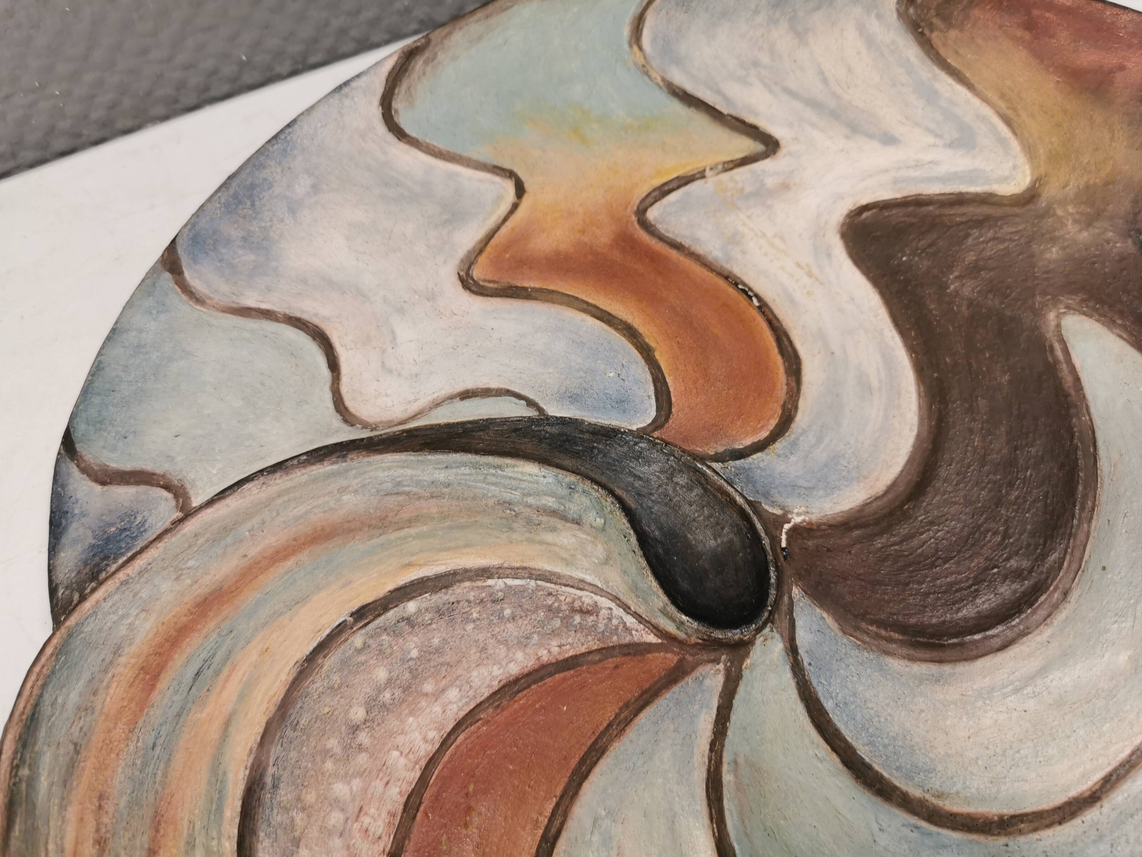 Large handmade decorated ceramic dish. Ruth Grønne Denmark 2001