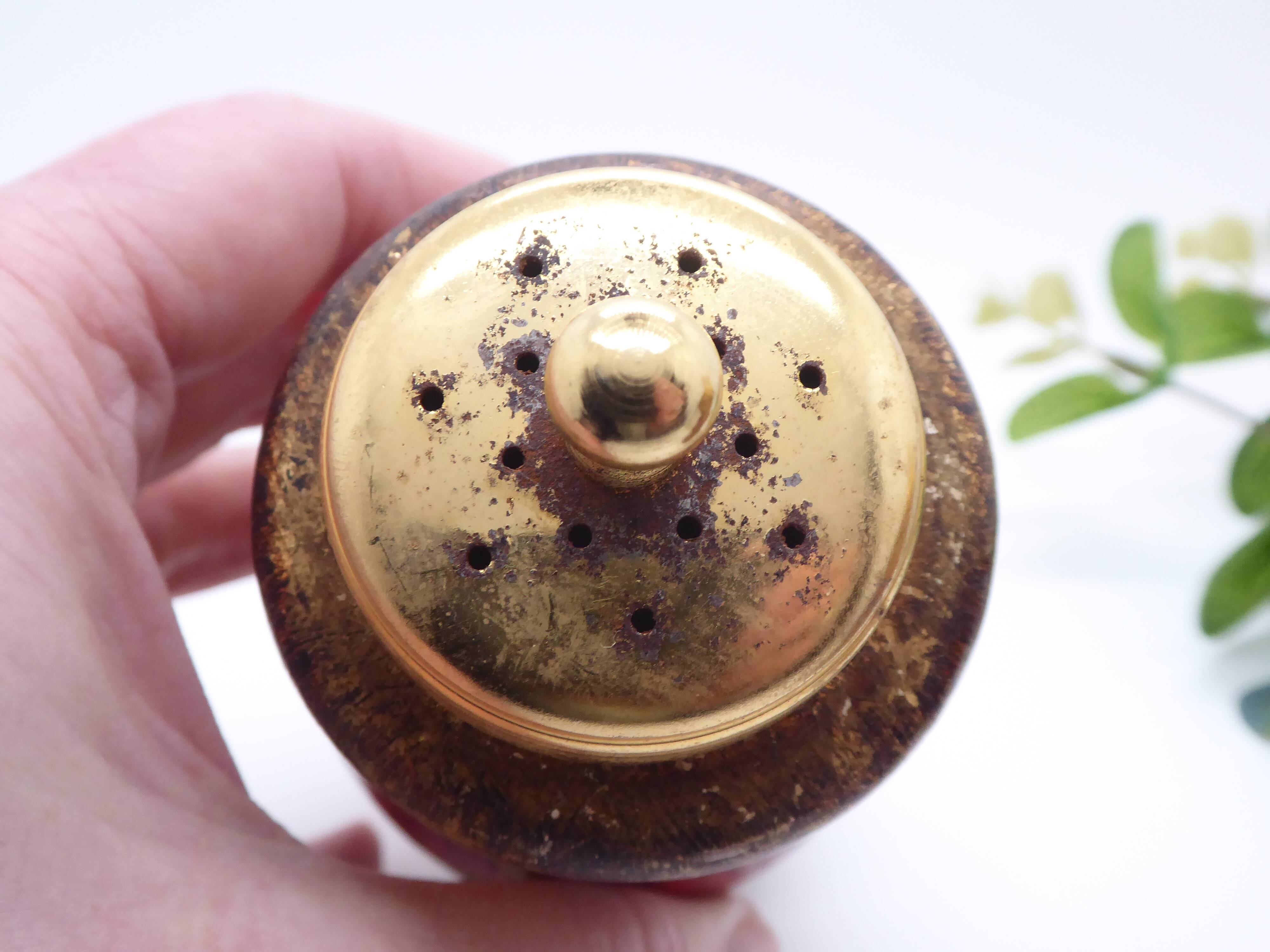 Salt shaker and pepper mill Florentine style