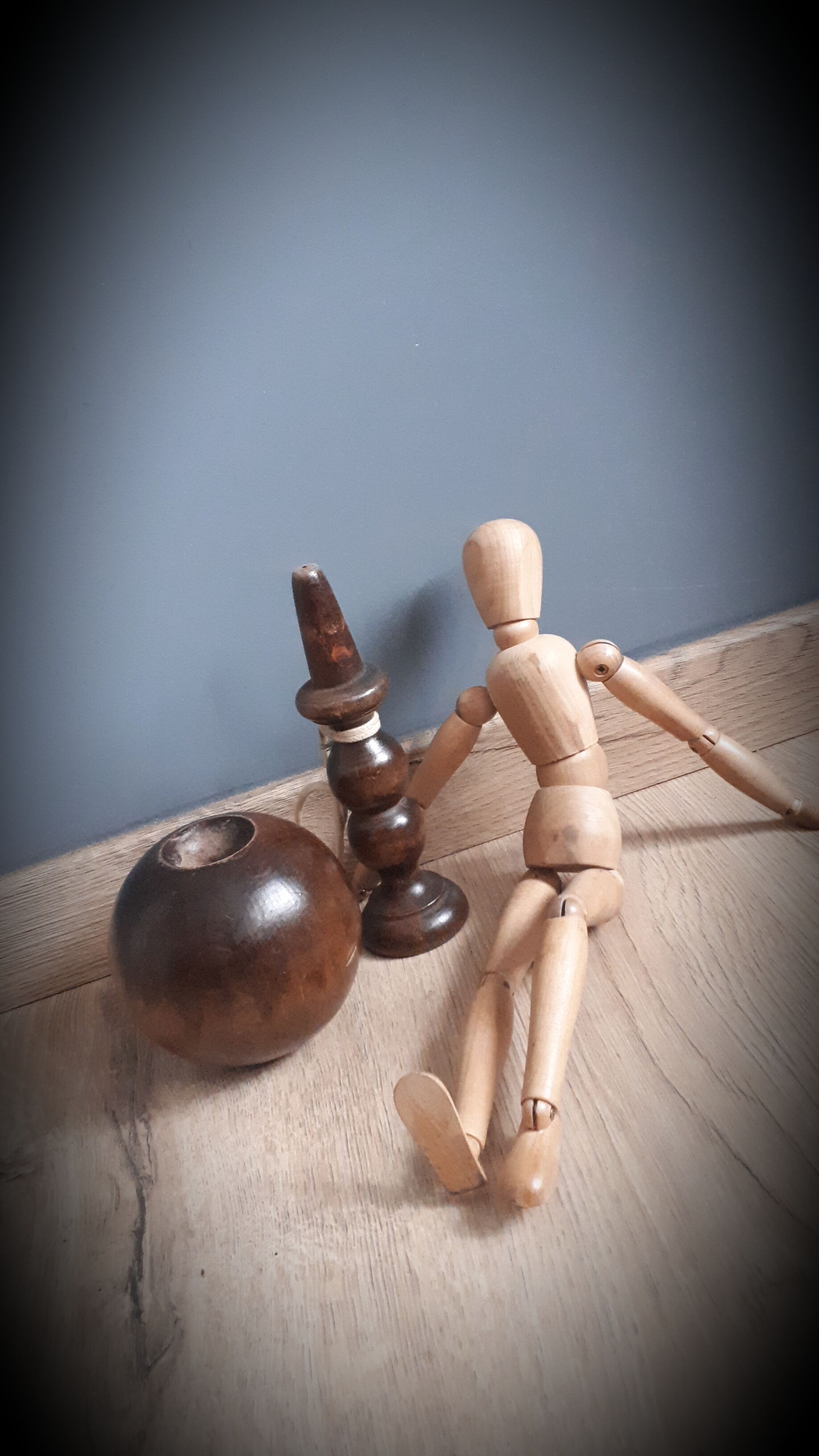 Old solid wood bilboquet