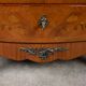 Commode en marqueterie de bois de rose, style Louis XV – 2ème partie XXe