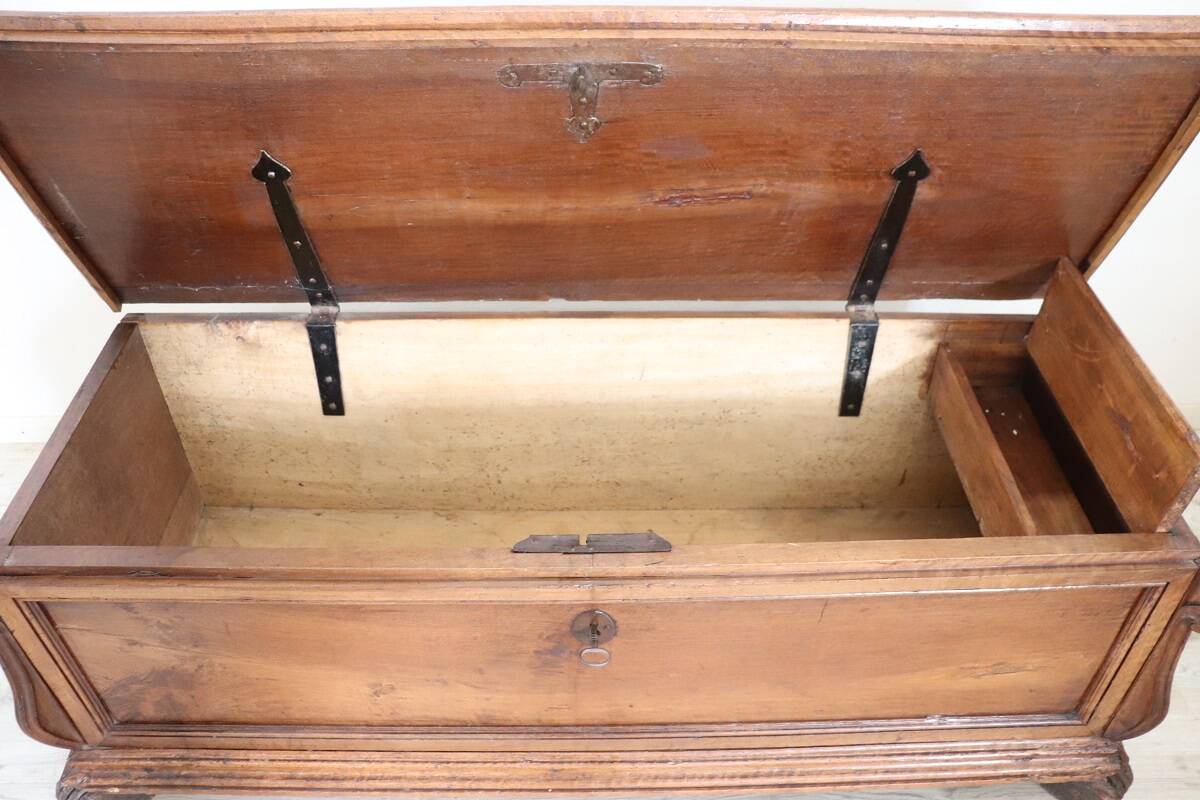 Italian chest dating from the early 18th century