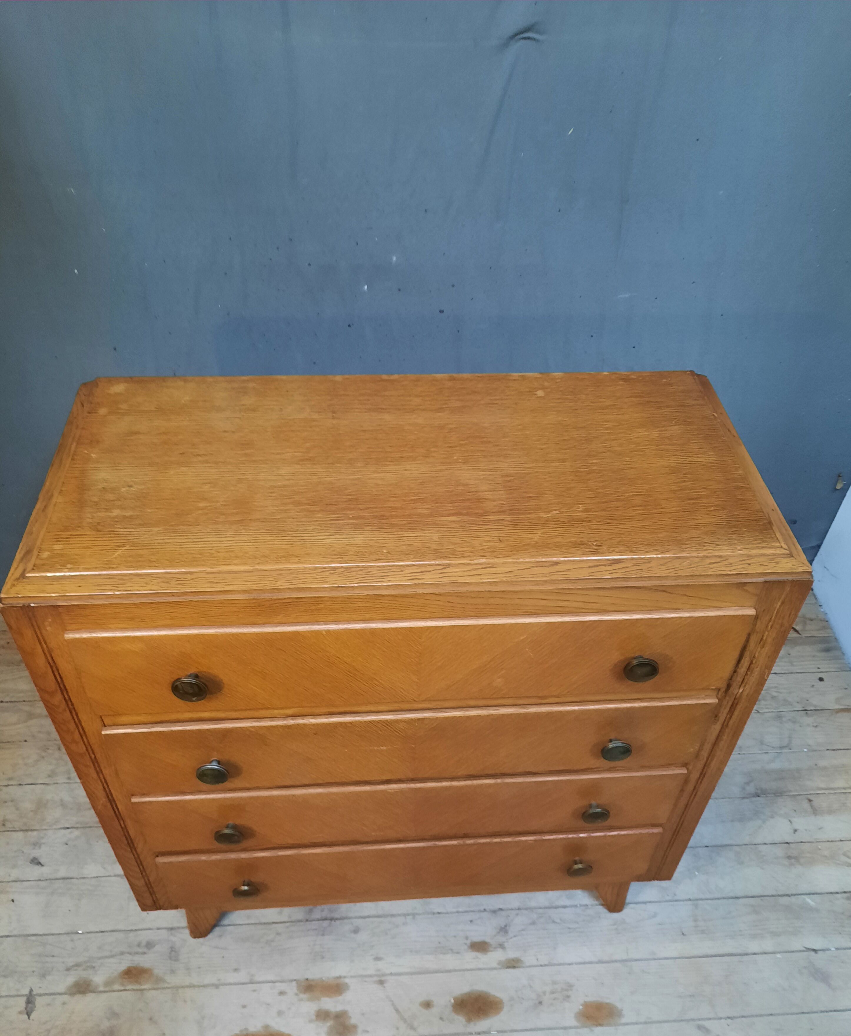 Vintage chest of drawers with 4 drawers compass feet