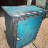 Armoire basse style coffre