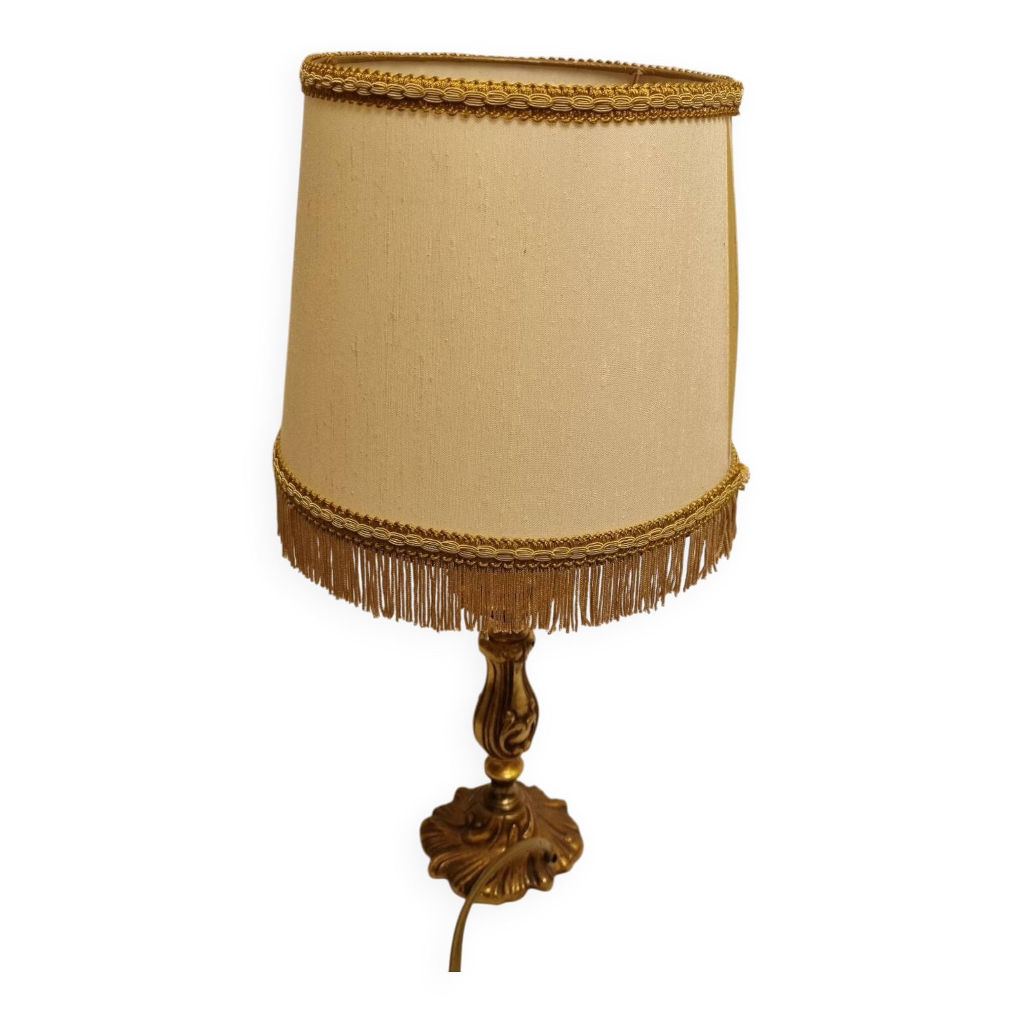 Louis XVI bronze lamp
