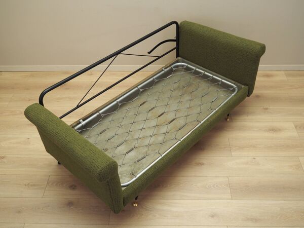 Canapé vert, design italien, années 1960, production : Italie