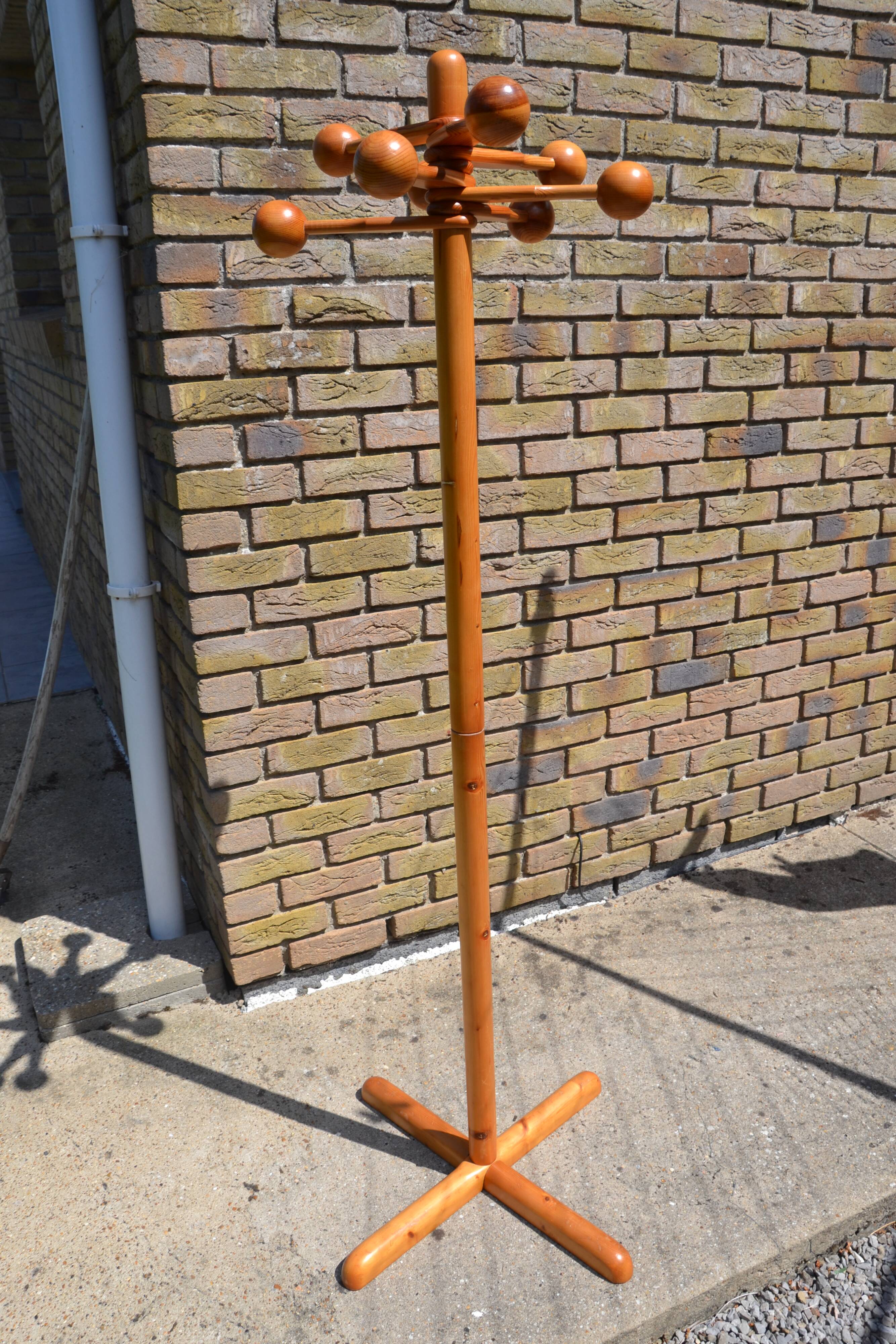 Les Arcs floor-standing coat rack