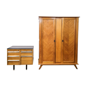 Armoire pieds compas