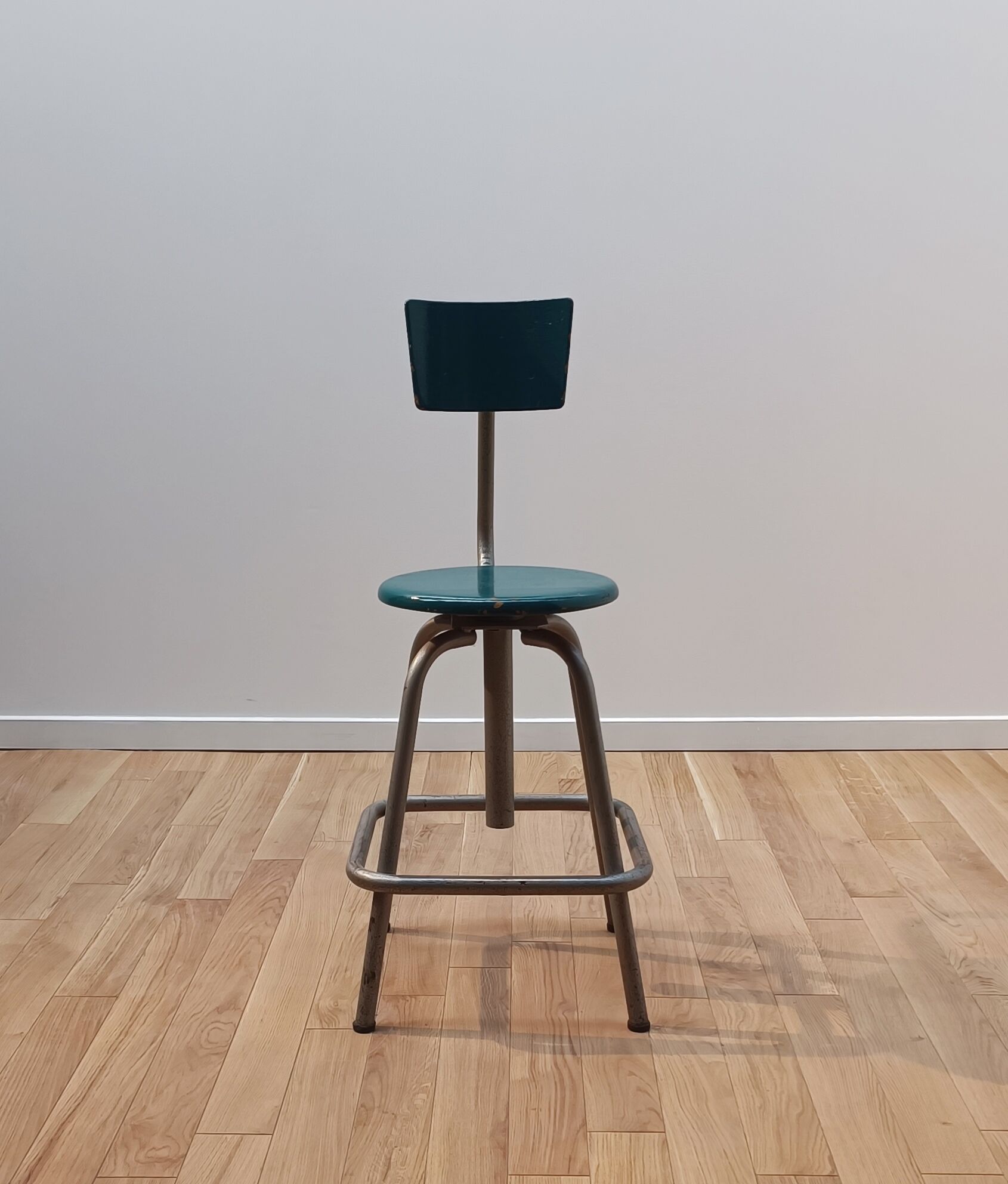 Vintage laboratory chair