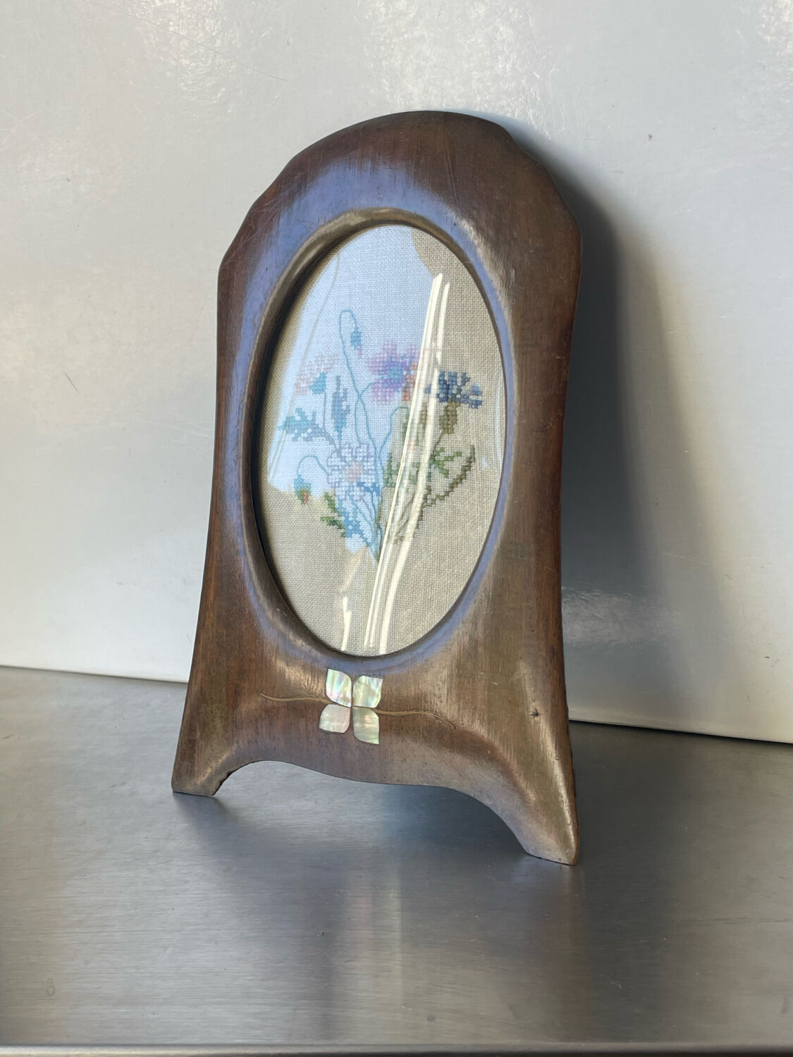Art deco wooden picture frame with intarsia wood measurements 22.5 cm x 15 cm convex glass