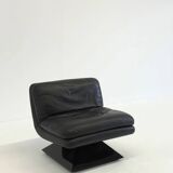 Set of four Hans von Klier armchairs with coffee table for Giuseppe Rossi di Albizzate