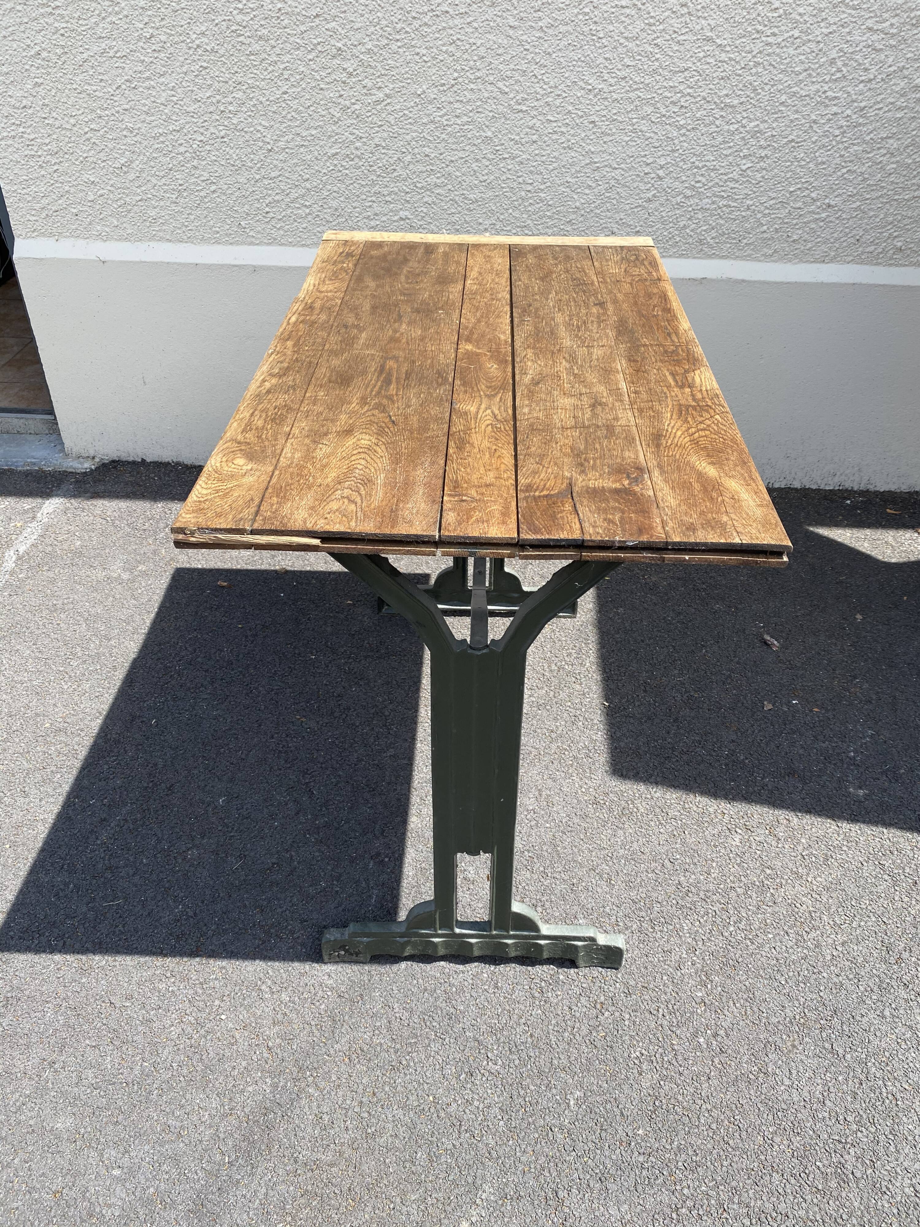 Bistro table