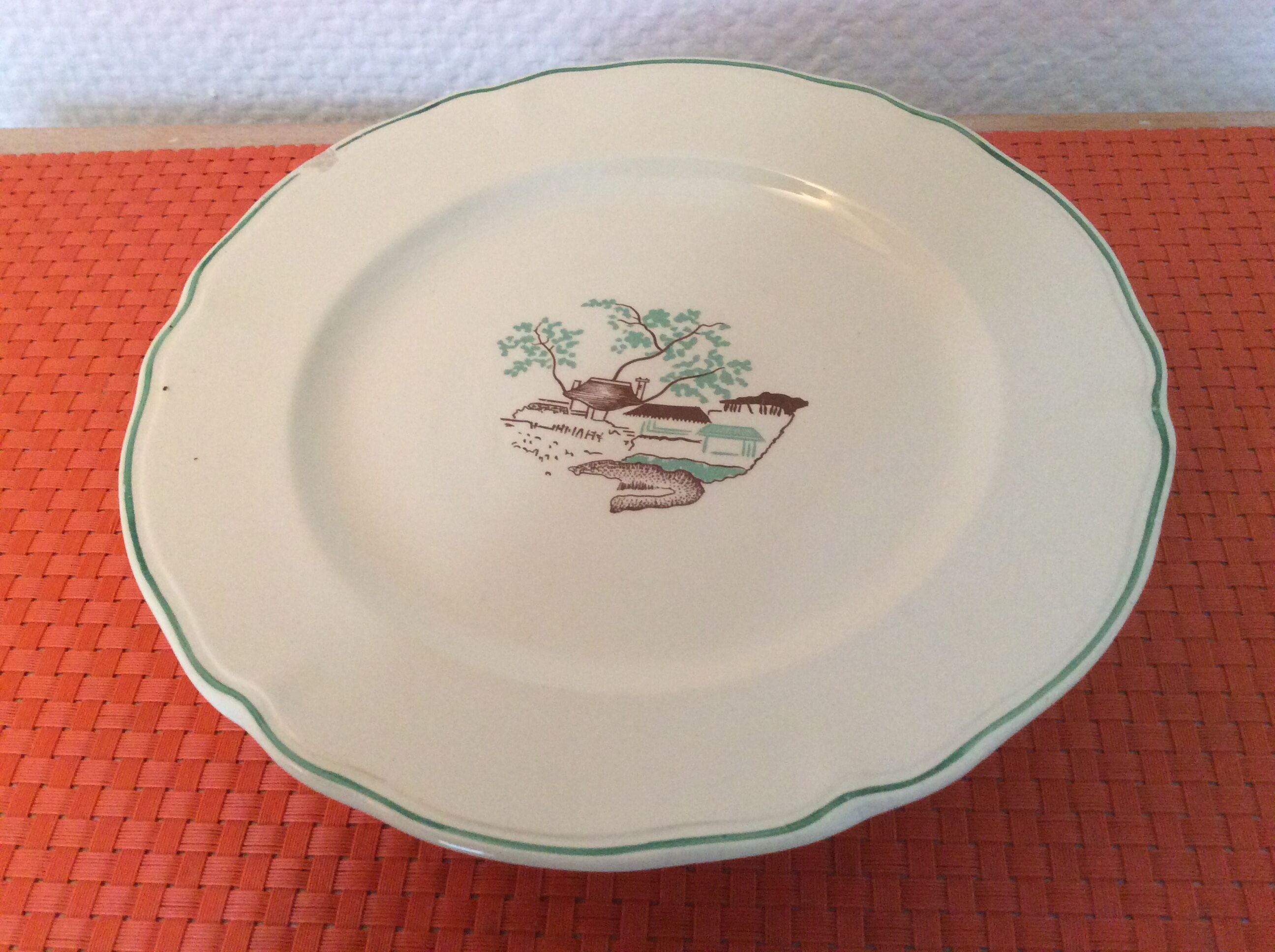 Jean Luce Art Deco flat plates