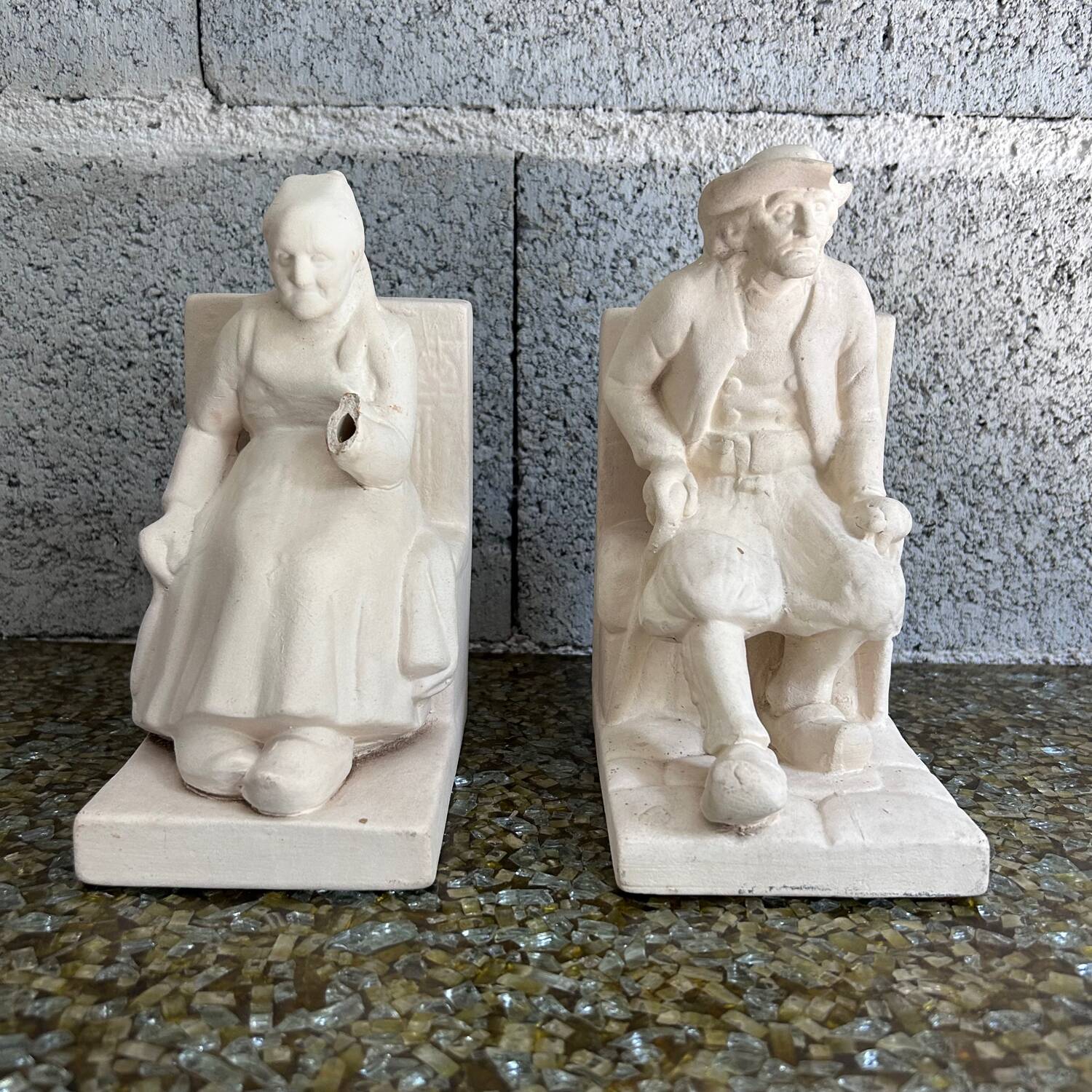 Paire de serre livres personnages bretons