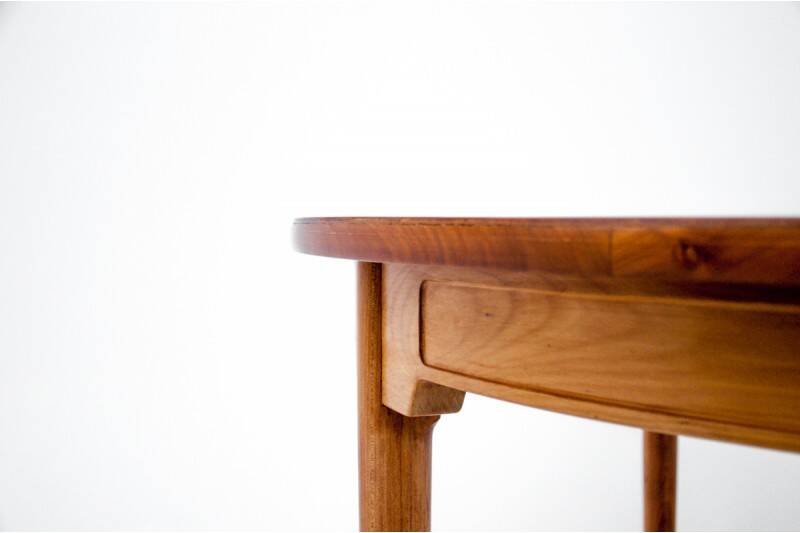 Dining table, Hans J. Wegner for Johannes Hansen, Denmark, 1960s