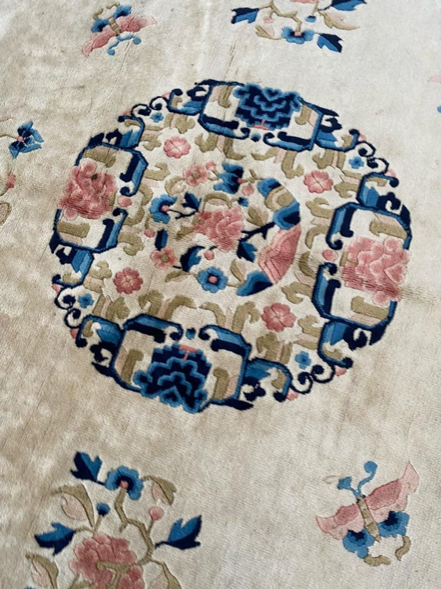 Tapis carré vintage Art Déco de Pékin Chine
