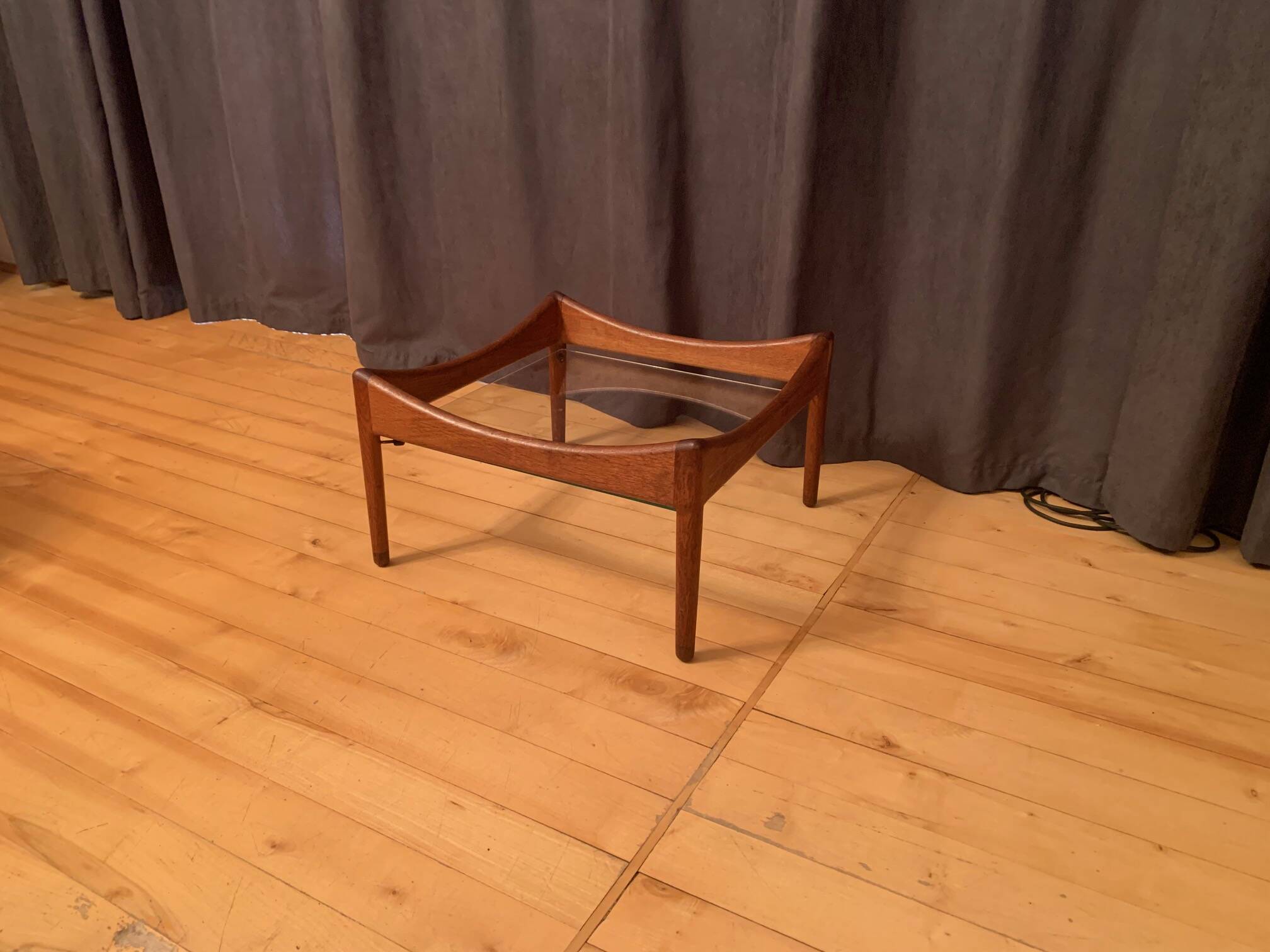 Coffee table designed by Kristian Vedel, Willadsen Møbelfabrik Modus, Denmark, 1960s