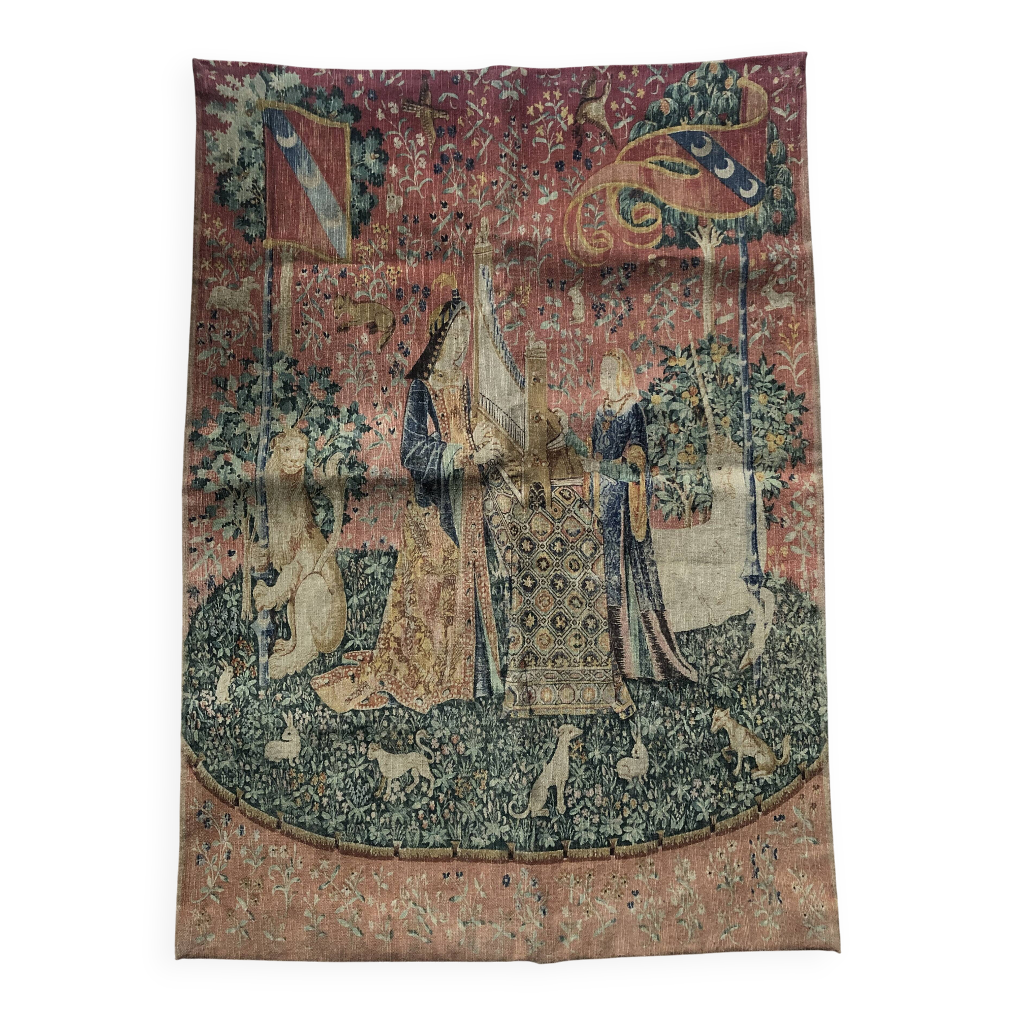 Lady with the Unicorn Tapestry: Hearing