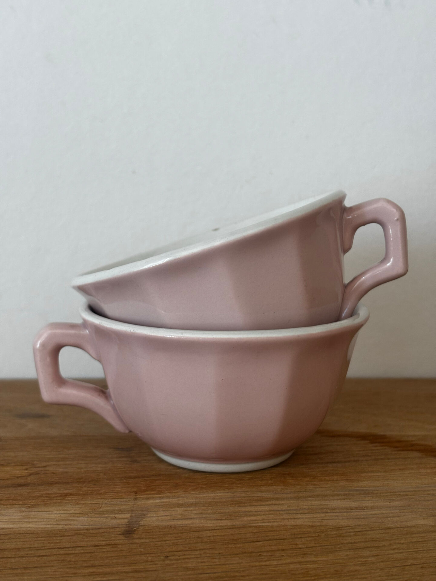 Set of 4 antique coloured faience cups KG Lunéville.