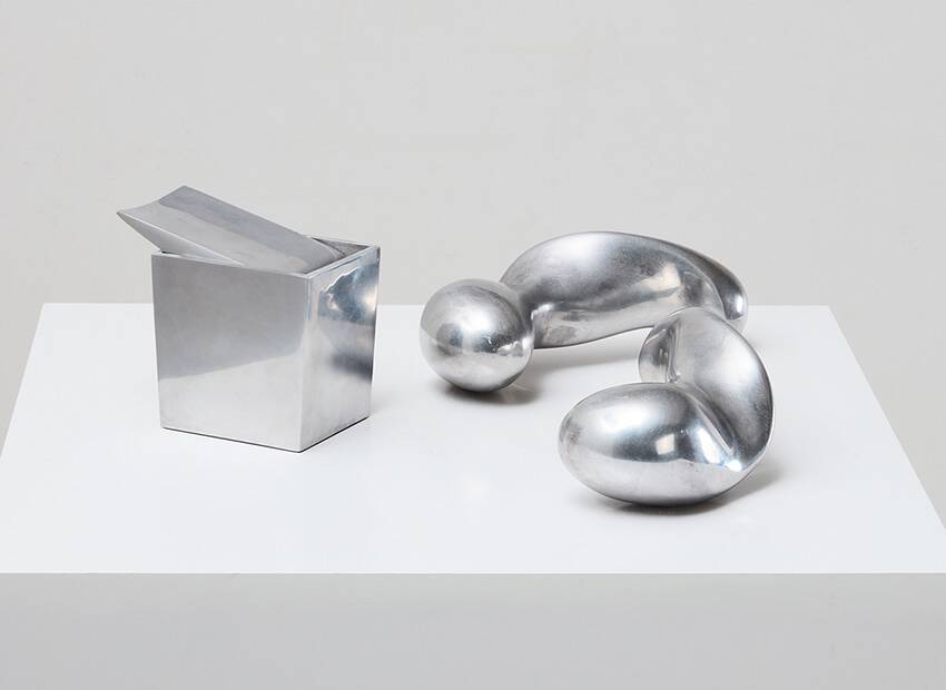Philippe Starck Set of POAA Dumbbells + Ray Hollis Ashtray for XO 1990s