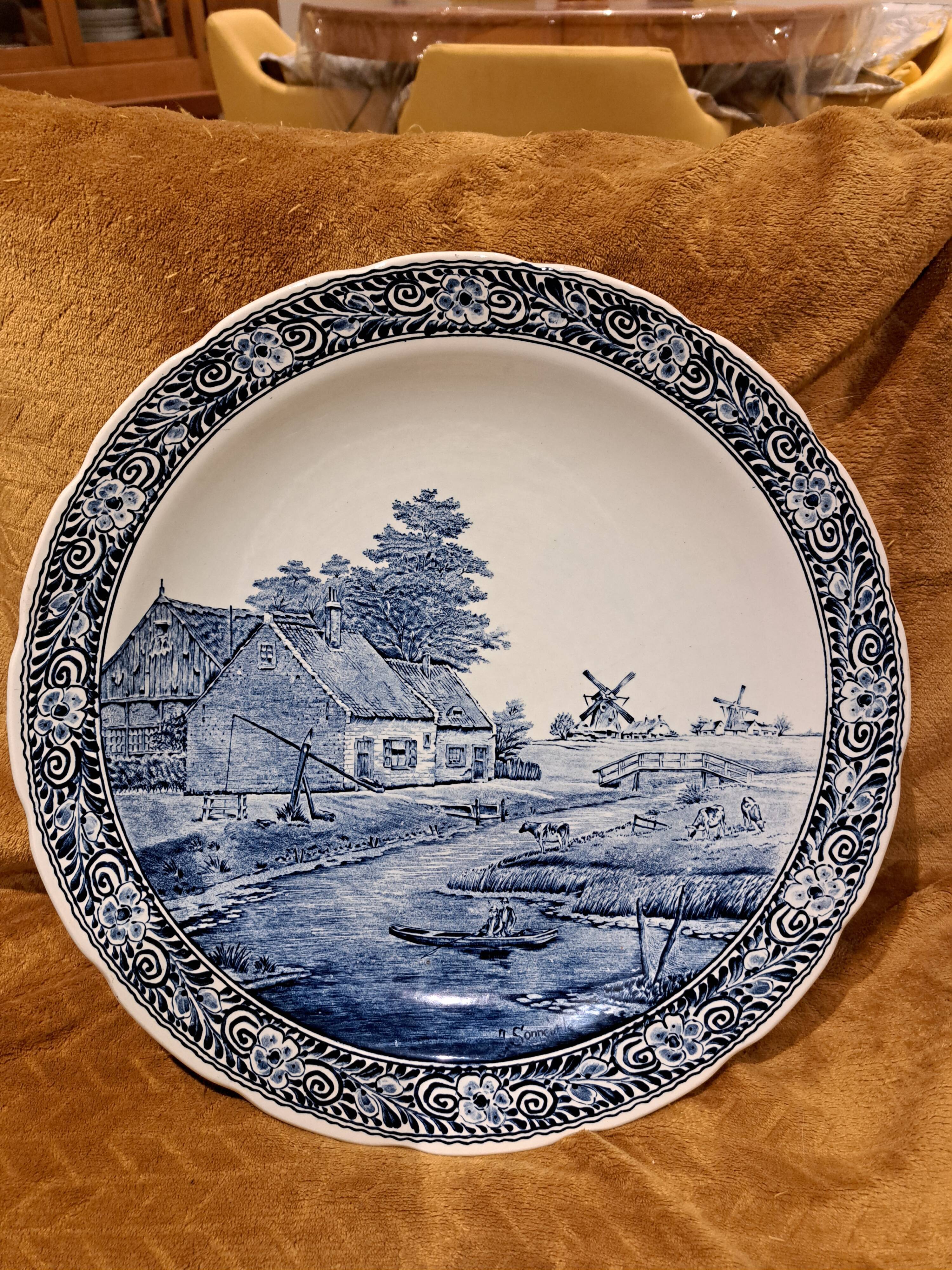 Decorative plate Delft