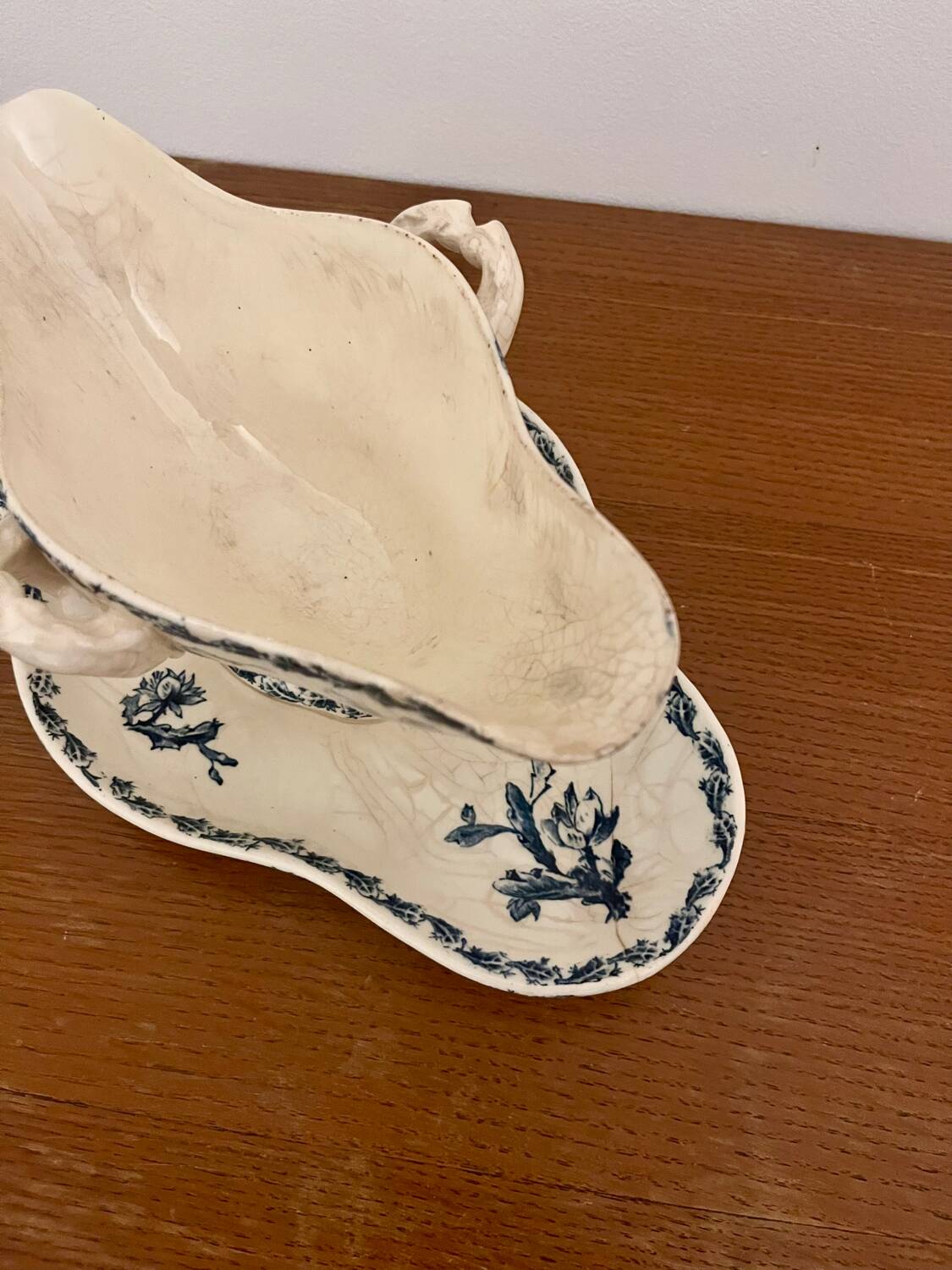 Gien iron earth sauce boat