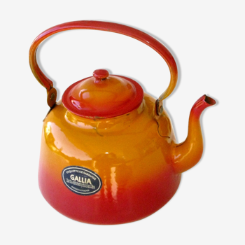 Kettle in orange and red sheet metal - gallia france 5 liters