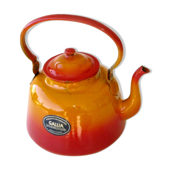 Kettle in orange and red sheet metal - gallia france 5 liters