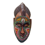 Masque africain avec perles