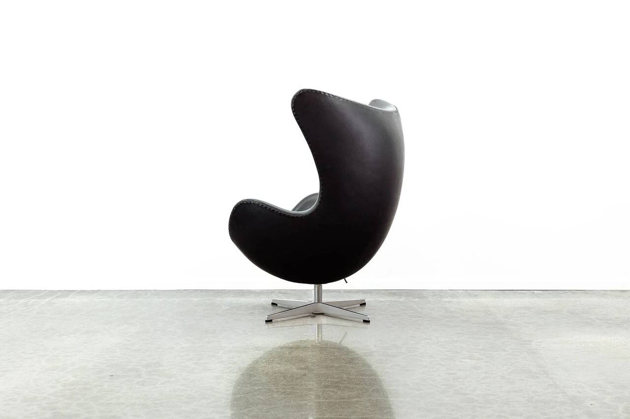 Arne Jacobsen egg chair