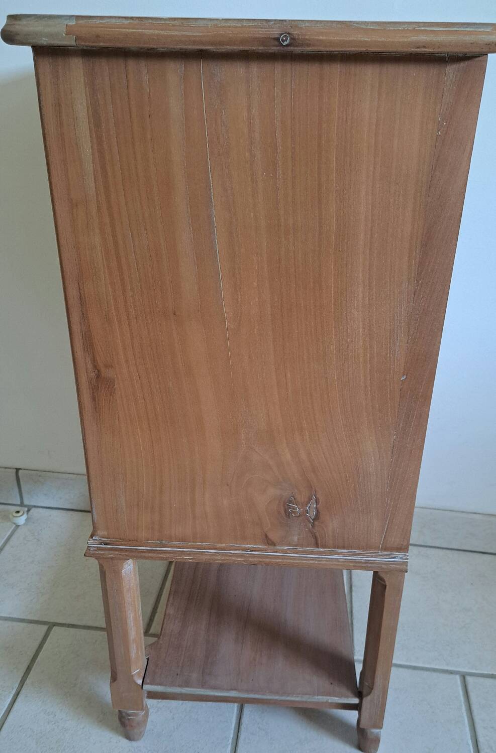 Bedside table