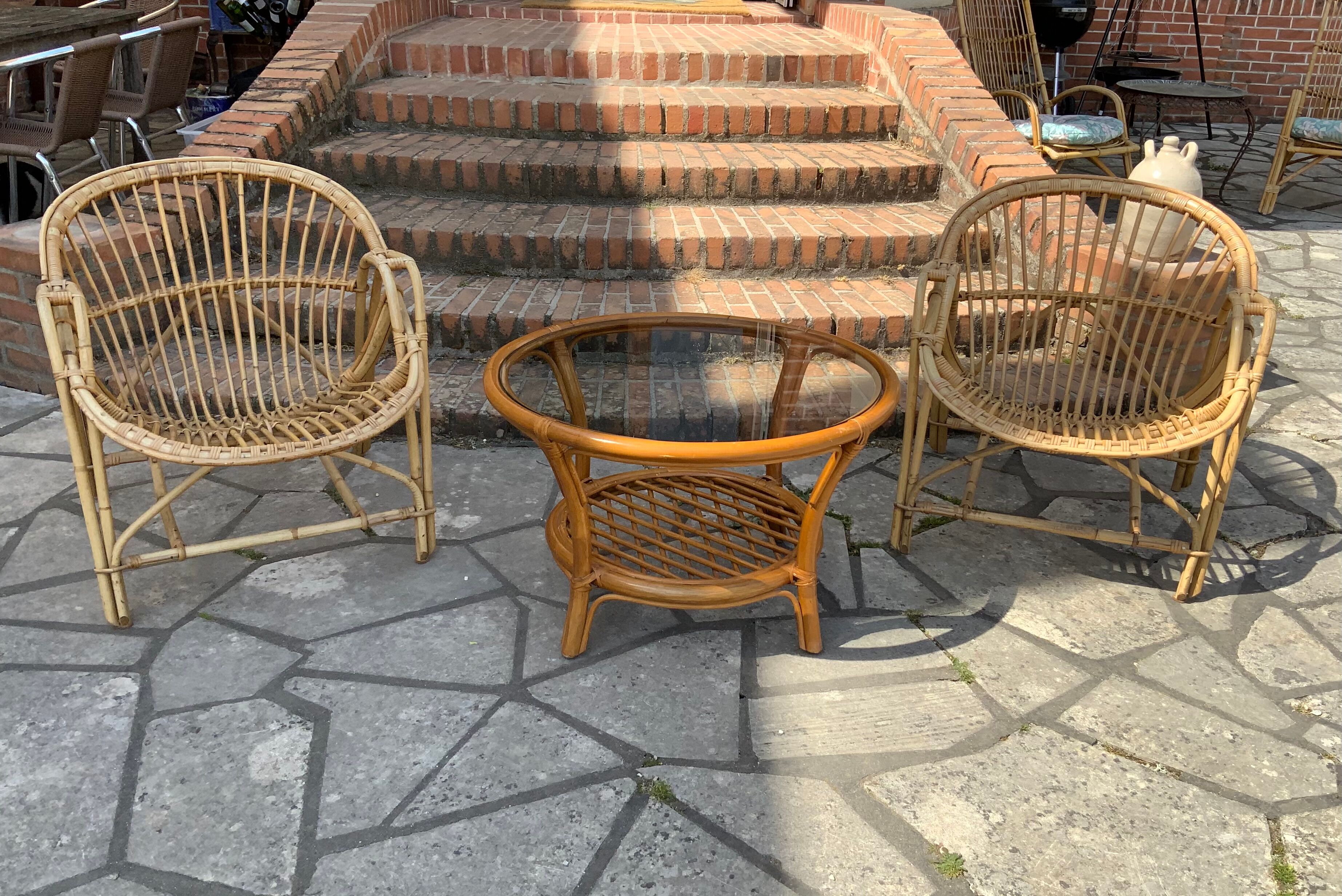 Vintage coffee table